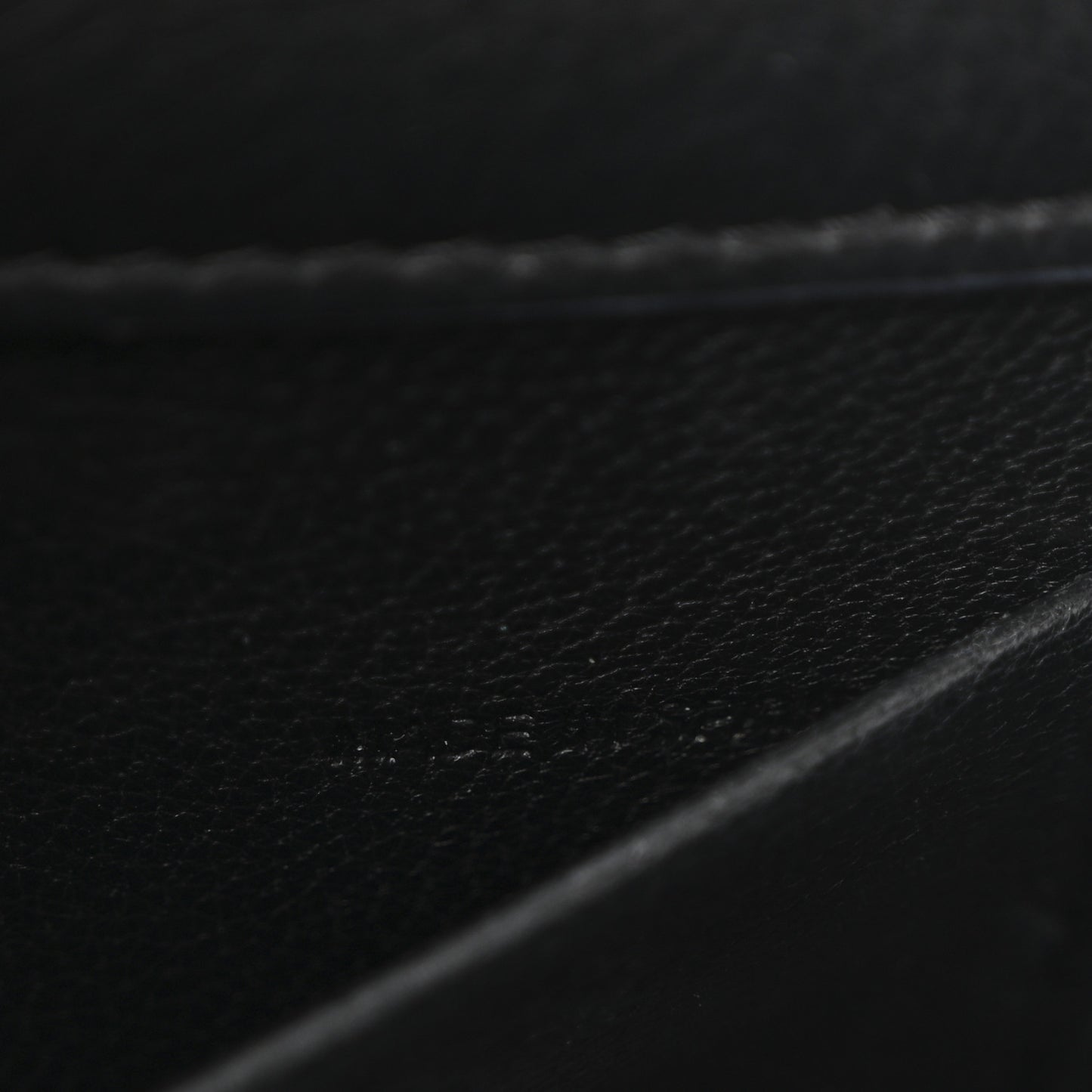 Calfskin Small Nile Bracelet Minaudiere Bag Black