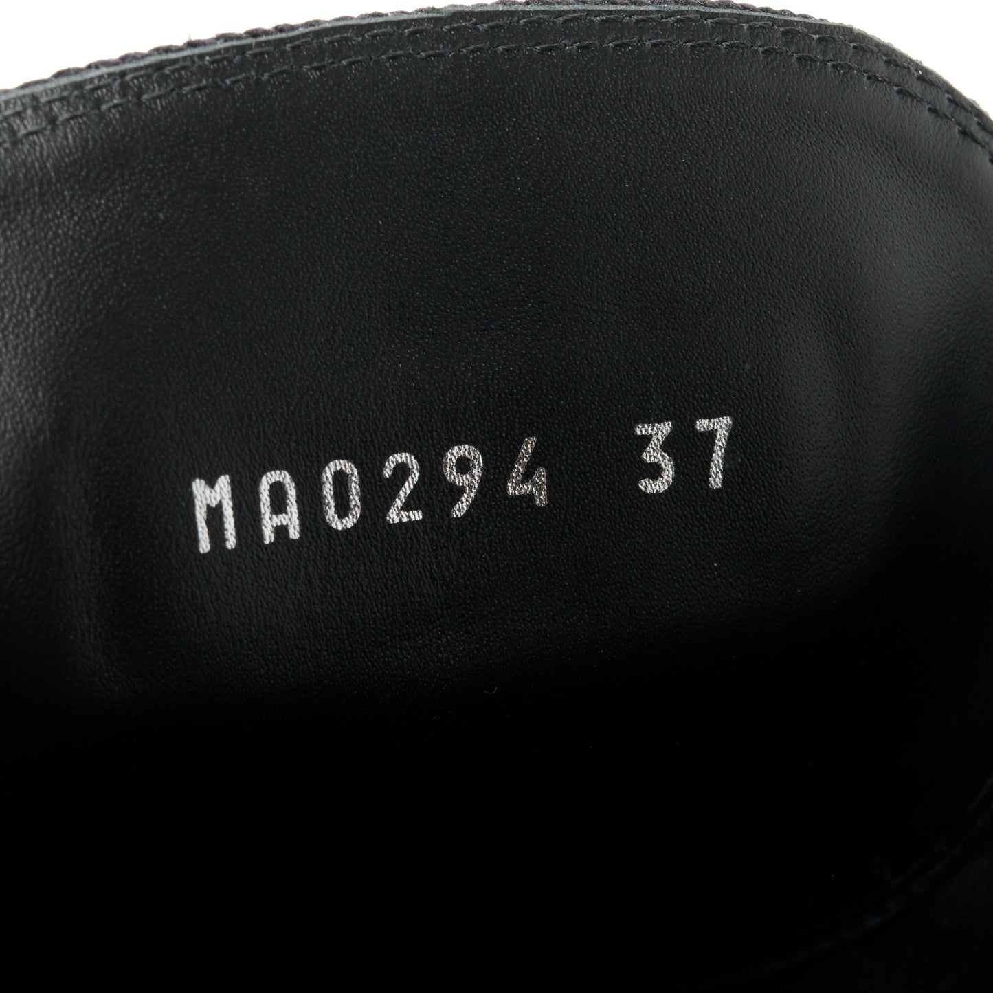 Canvas Monogram Laureate Platform Desert Boots 37 Black