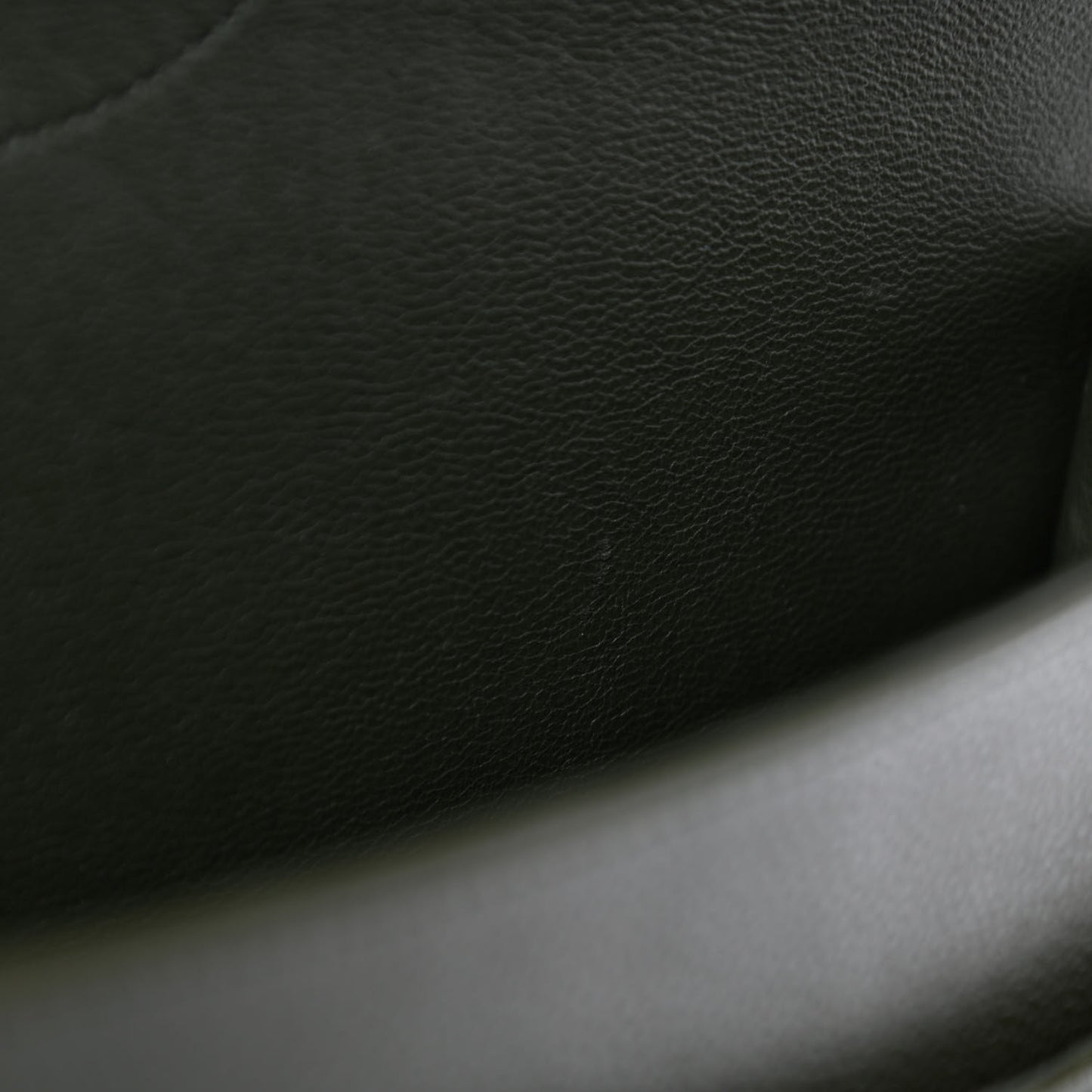 Caviar Quilted Maxi Double Flap Dark Green