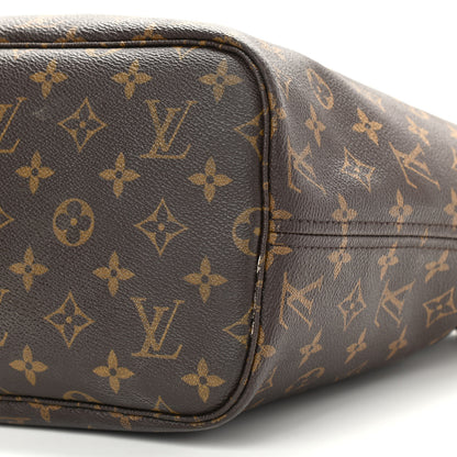 Louis Vuitton Monogram Neverfull MM 10 of 16