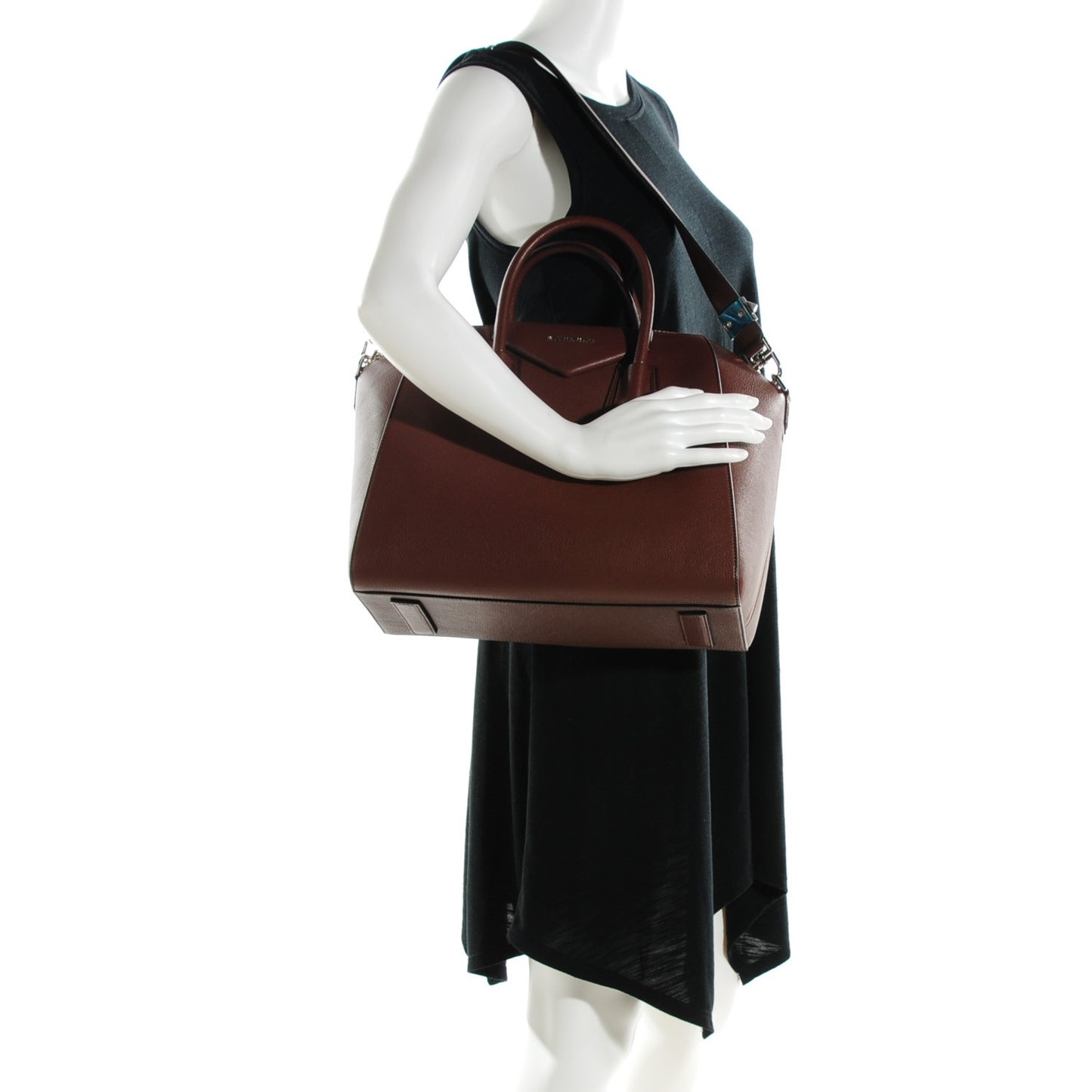 Sugar Goatskin Medium Antigona Brown