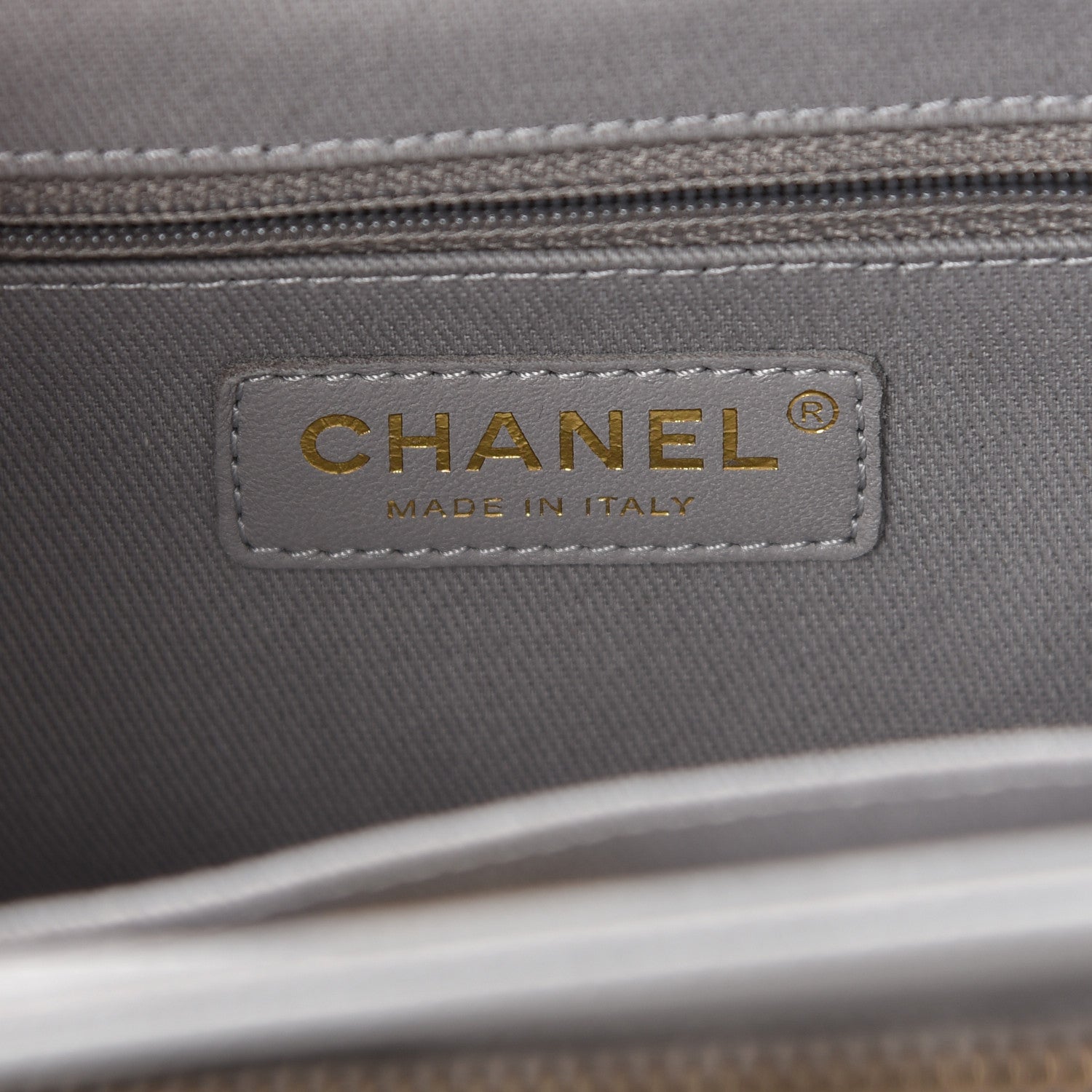 Chanel Caviar Quilted Small Business Affinity Flap Grey 6 of 9