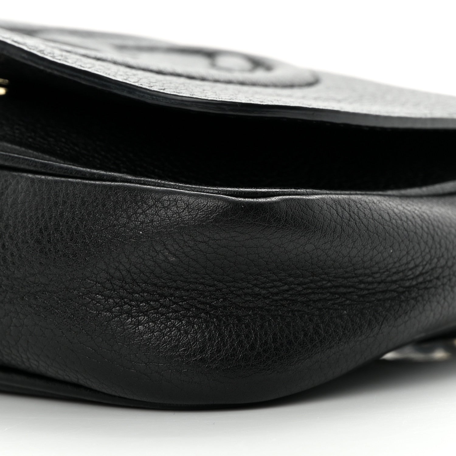 Gucci Pebbled Calfskin Small Soho Flap Crossbody Black 10 of 17