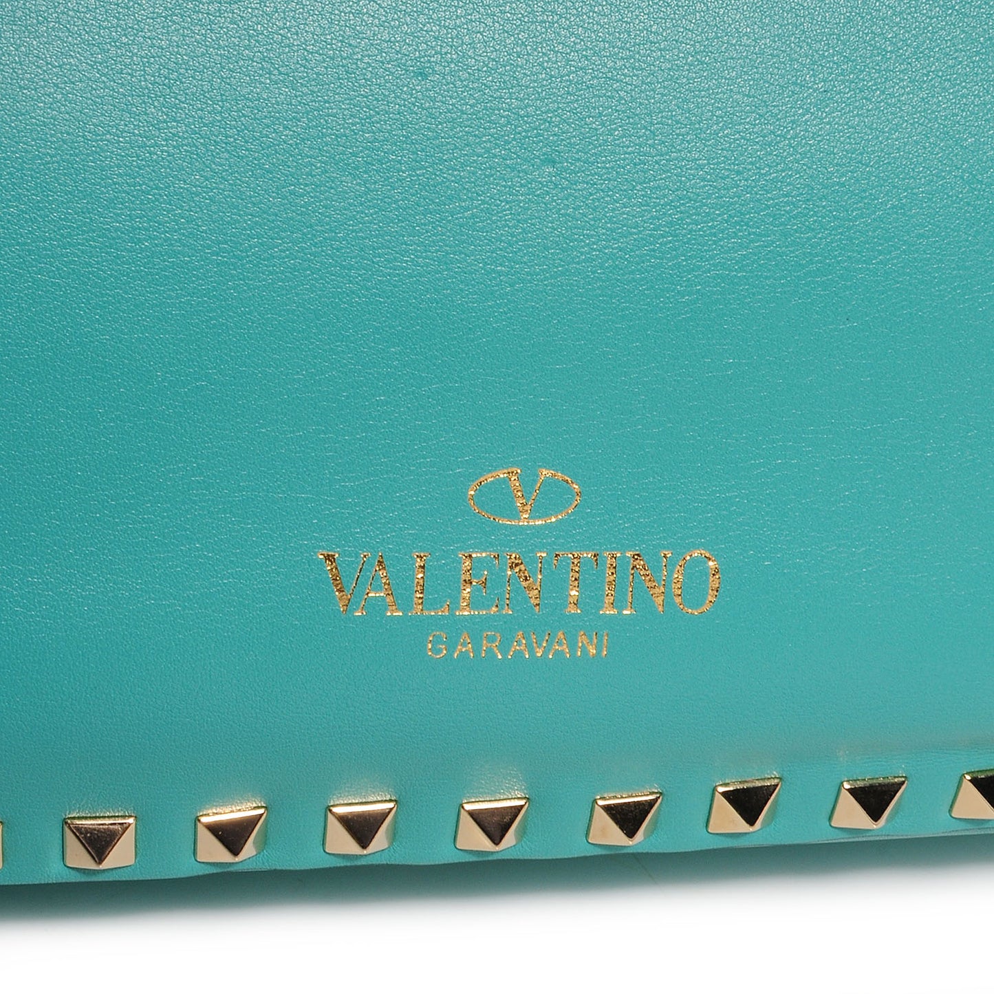 Vitello Medium Rockstud Tote Colibri