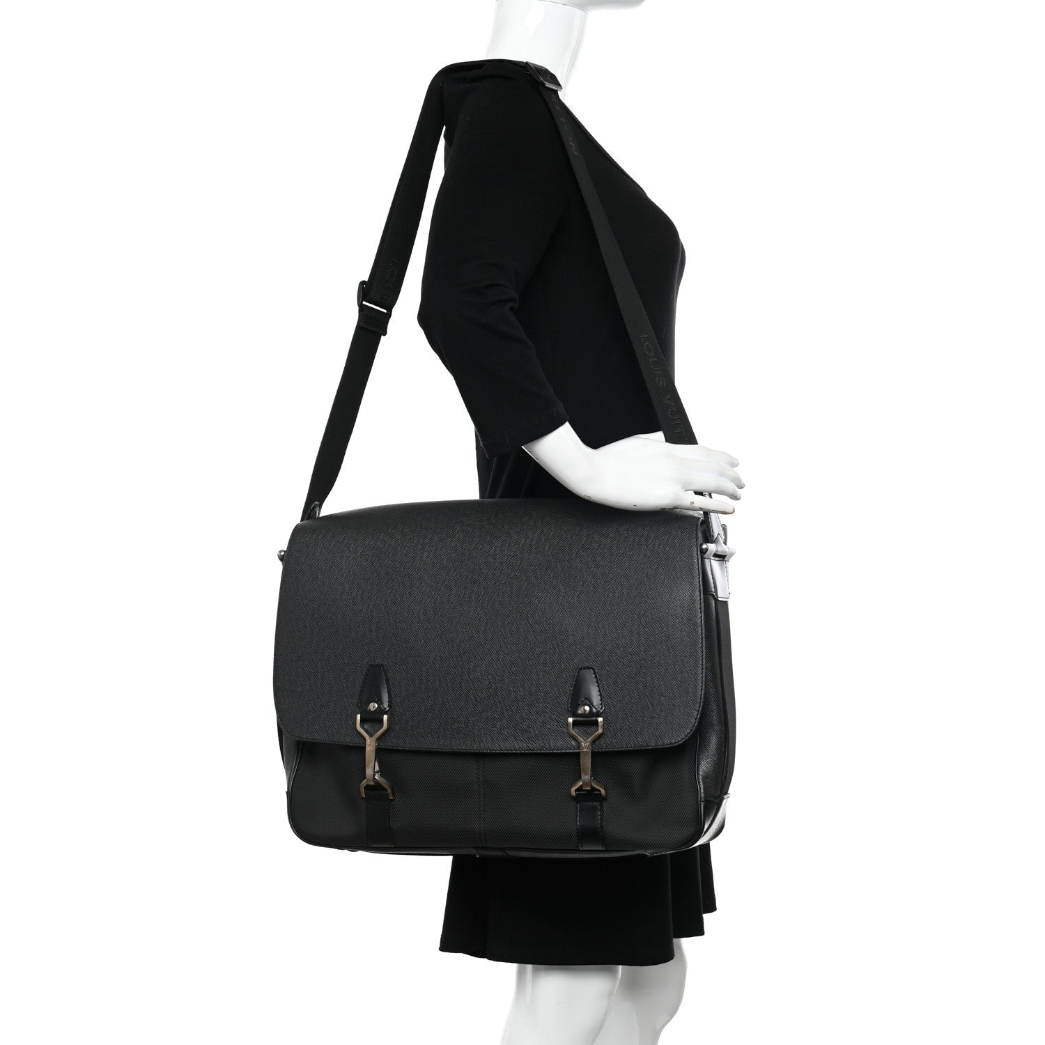 Louis Vuitton Taiga Dersou Messenger Bag Ardoise 2 of 13