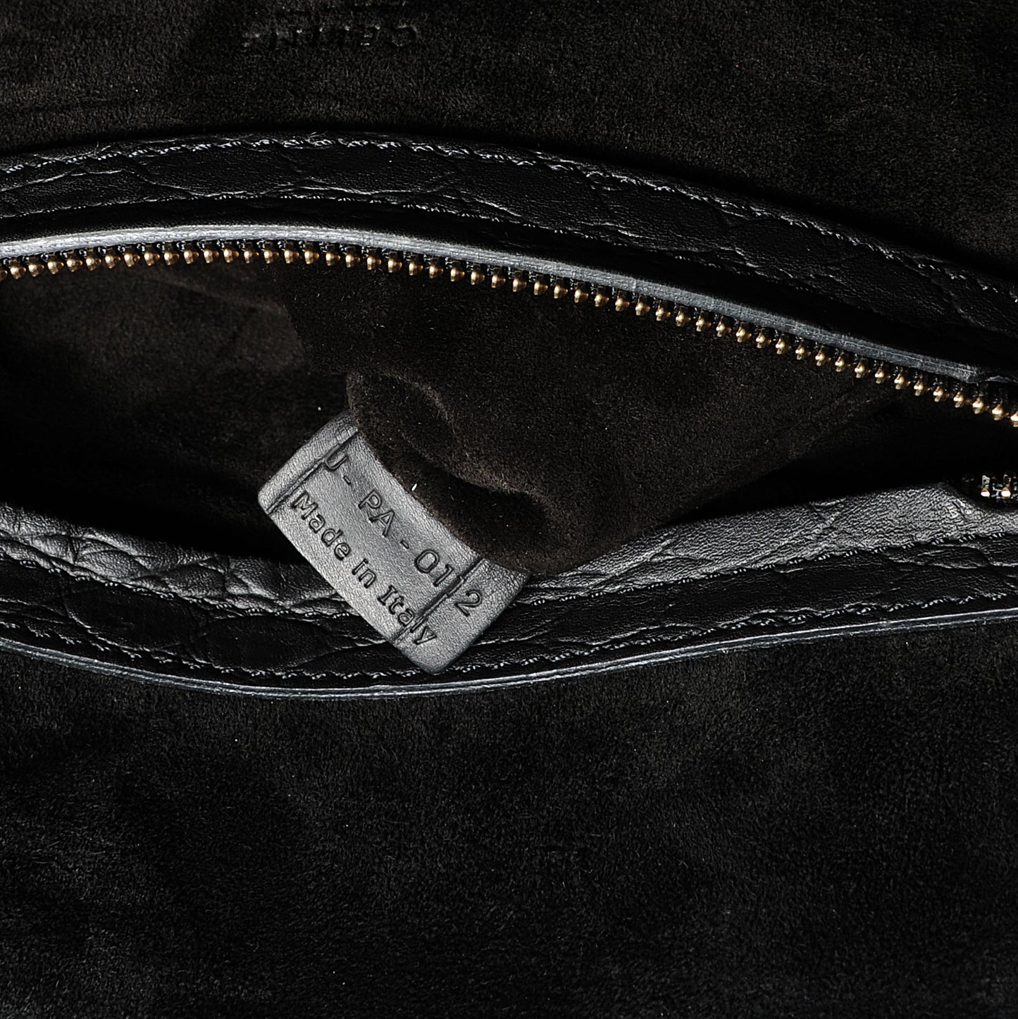 Crocodile Embossed Small Phantom Luggage Black