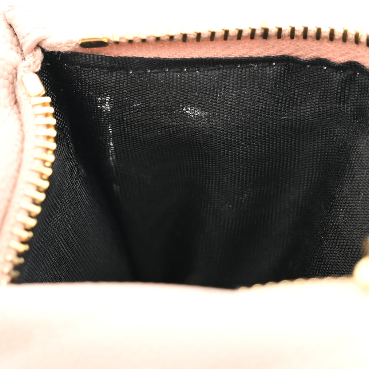 Saint Laurent Grain De Poudre Matelasse Chevron Monogram Compact Wallet Pale Pink 8 of 11