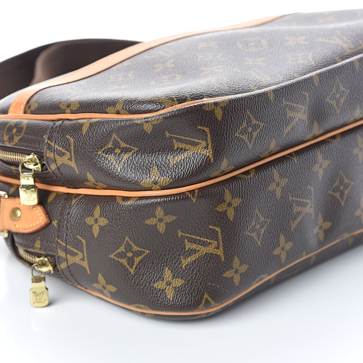 Louis Vuitton Monogram Reporter PM 8 of 9