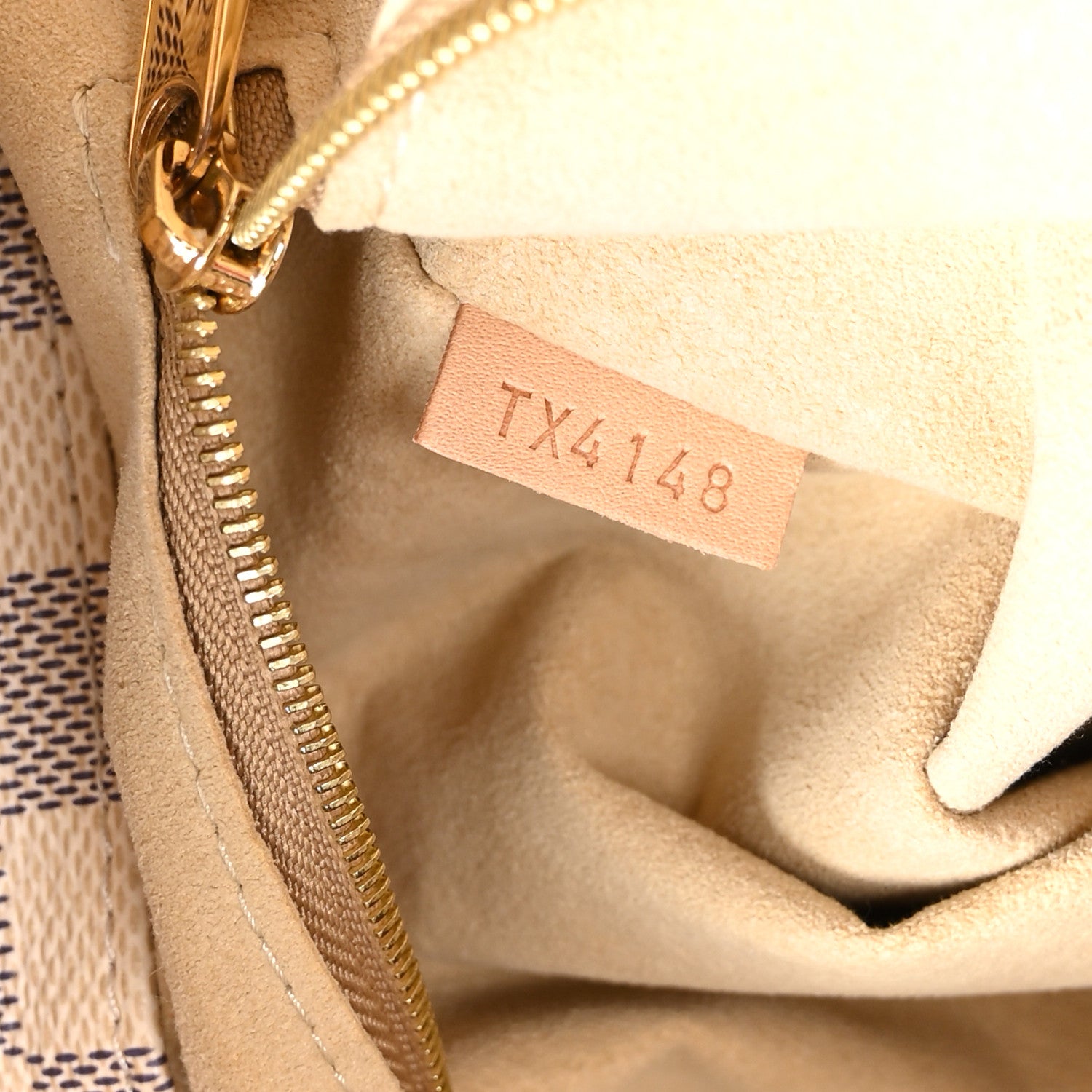 Louis Vuitton Damier Azur Artsy MM 6 of 9