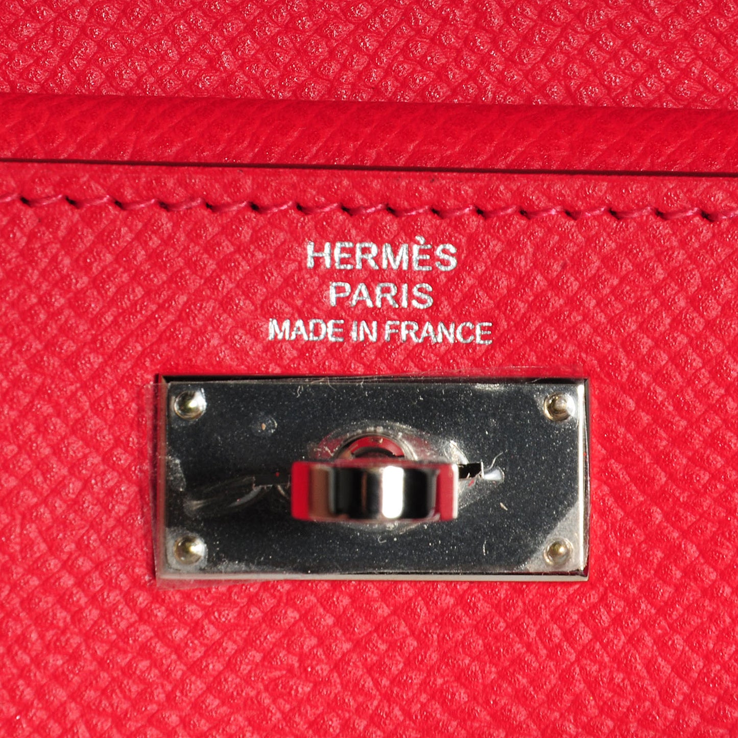 Epsom Kelly Tri-Fold Wallet Rouge Vif