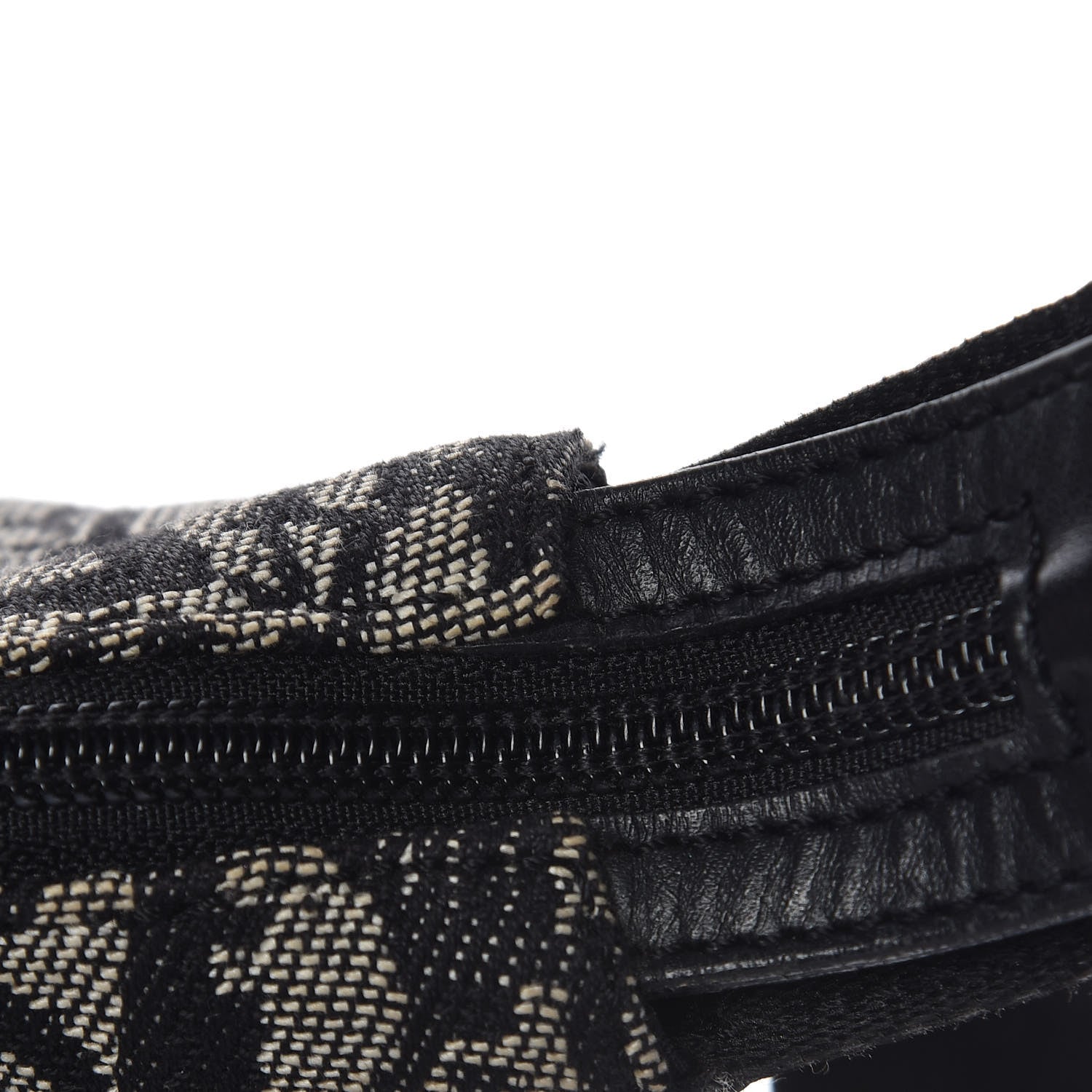 Christian Dior Monogram Messenger Black 13 of 20