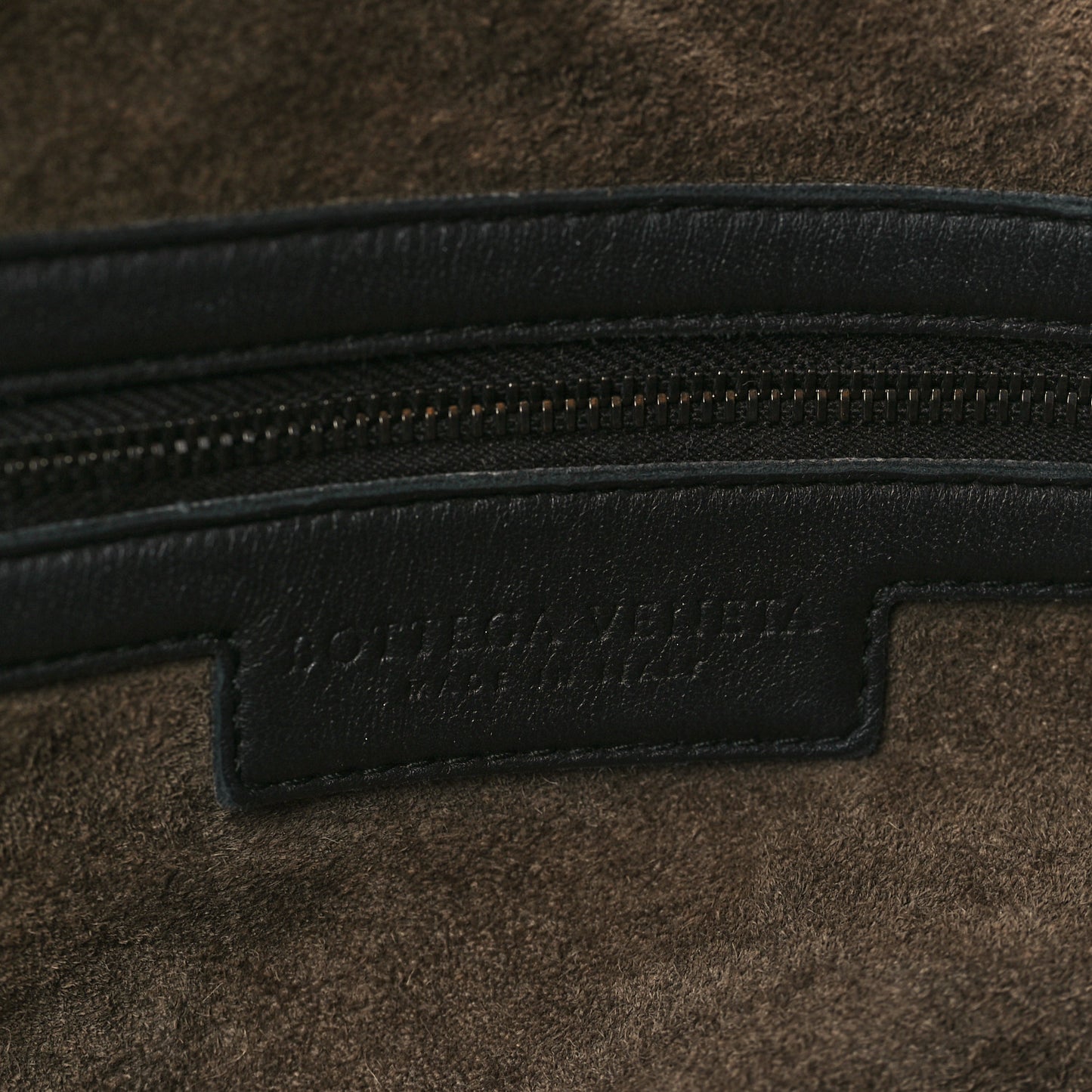 Nappa Intrecciato Large Veneta Hobo Black