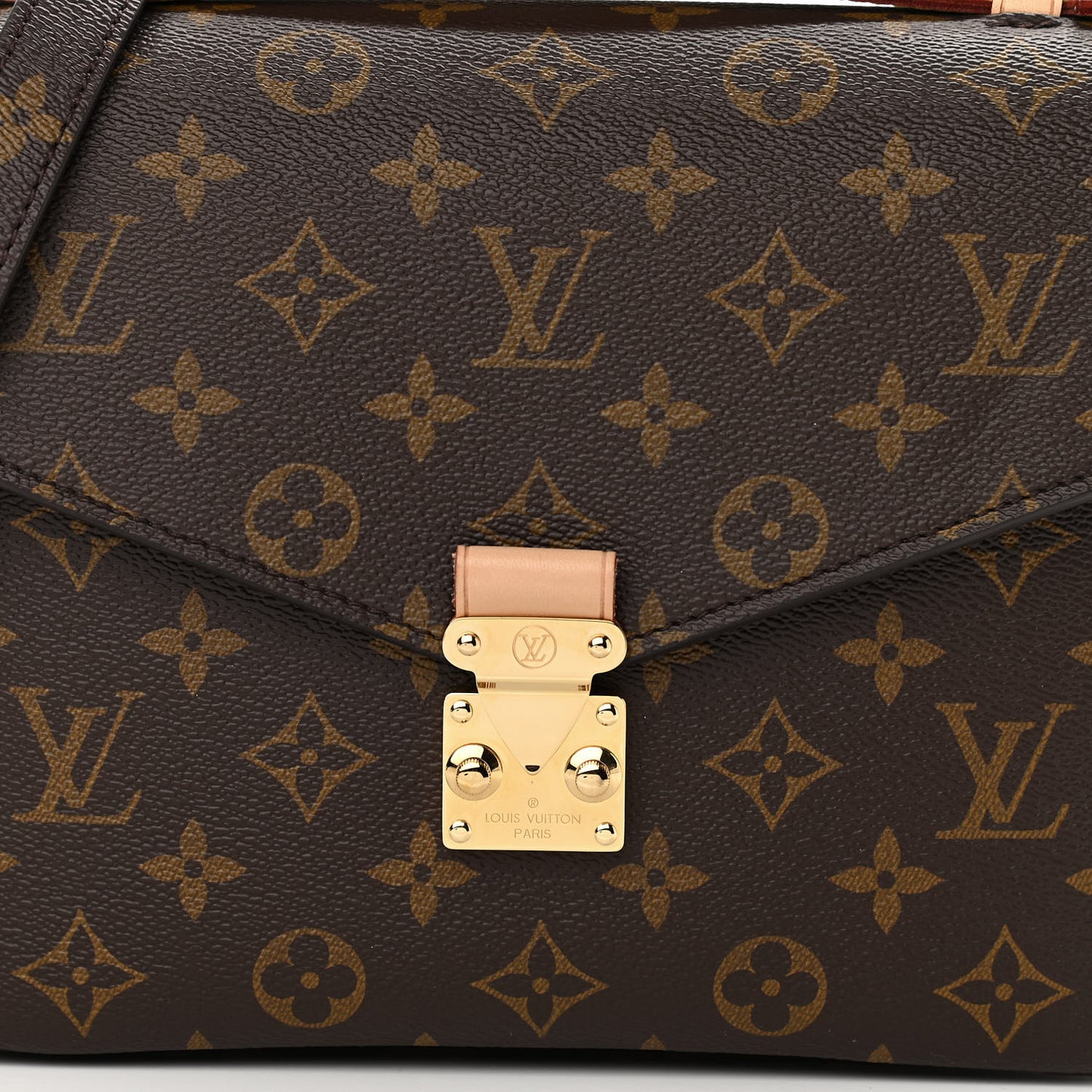Monogram Pochette Metis