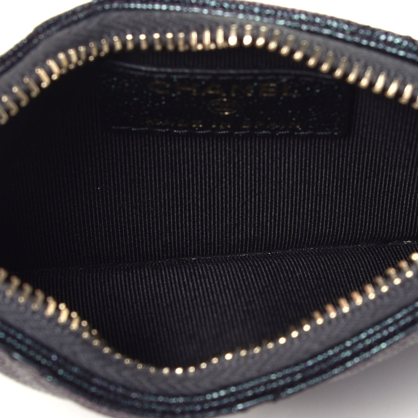Iridescent Caviar Quilted Flap Zip Card Holder Black