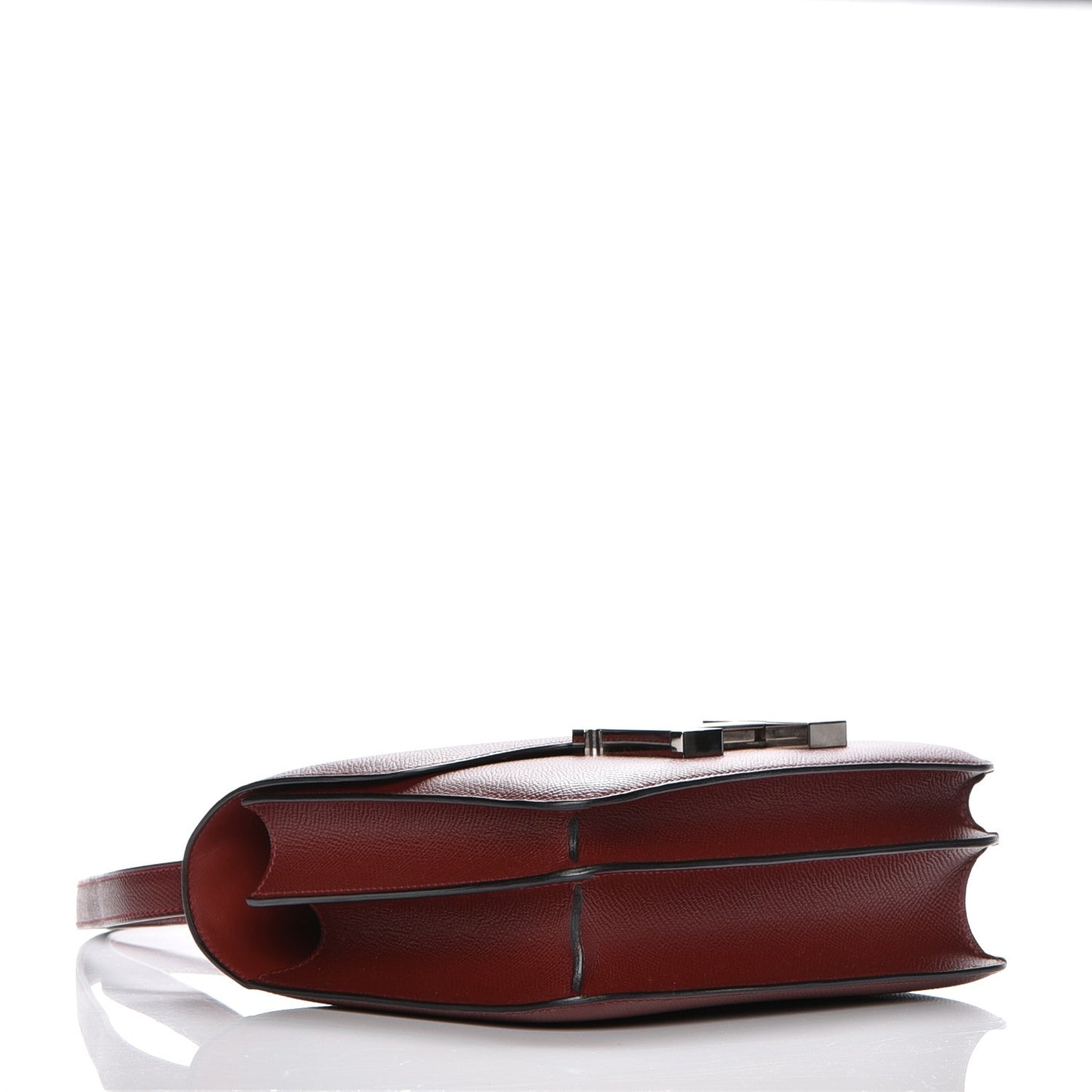 Epsom Enamel Constance 24 Rouge H Bleu Nuit