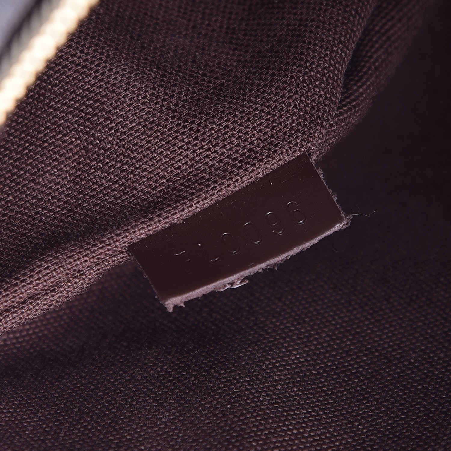 Louis Vuitton Damier Ebene Pochette Melville 7 of 10