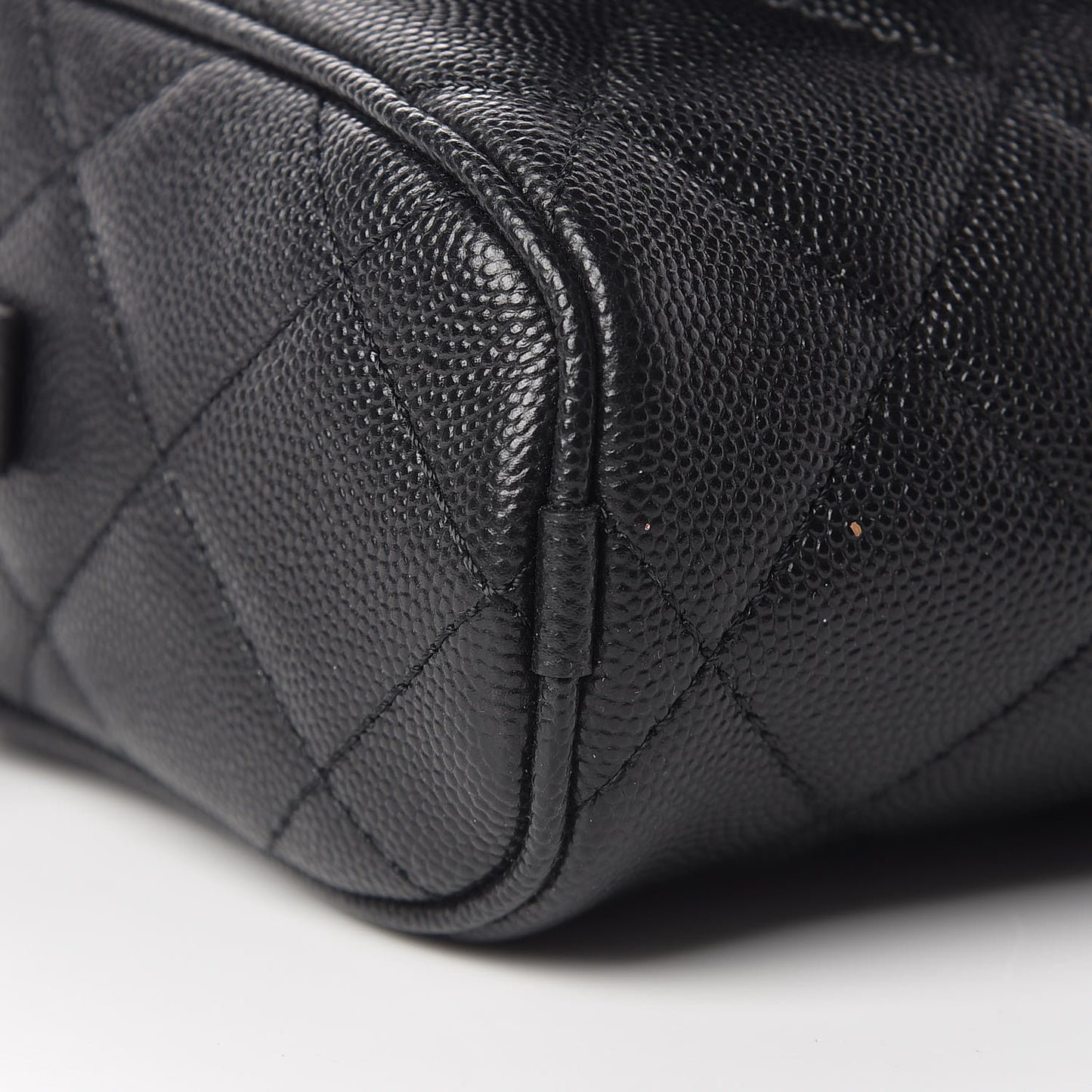 Caviar Quilted Small In & Out Camera Case Black