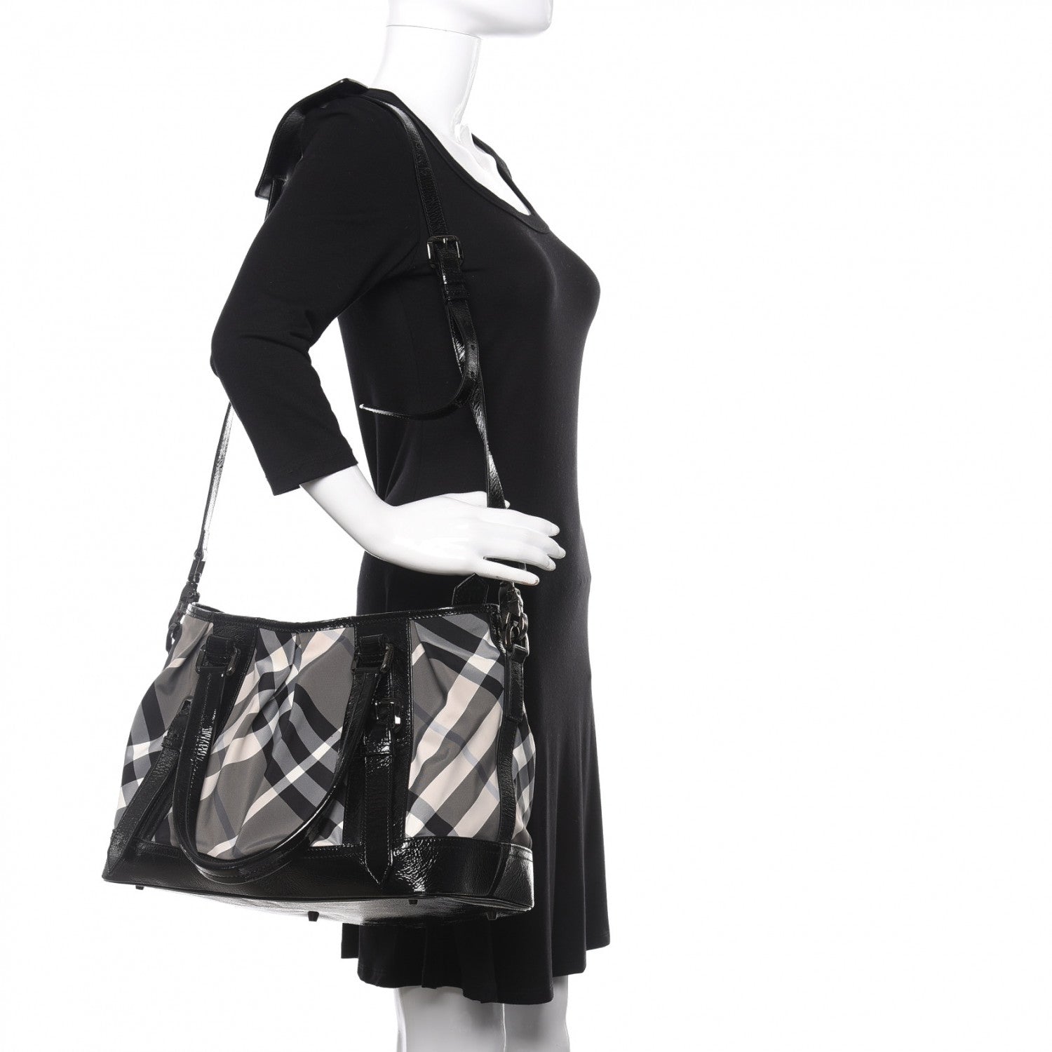 Burberry Nylon Beat Check Lowry Black 3 of 13