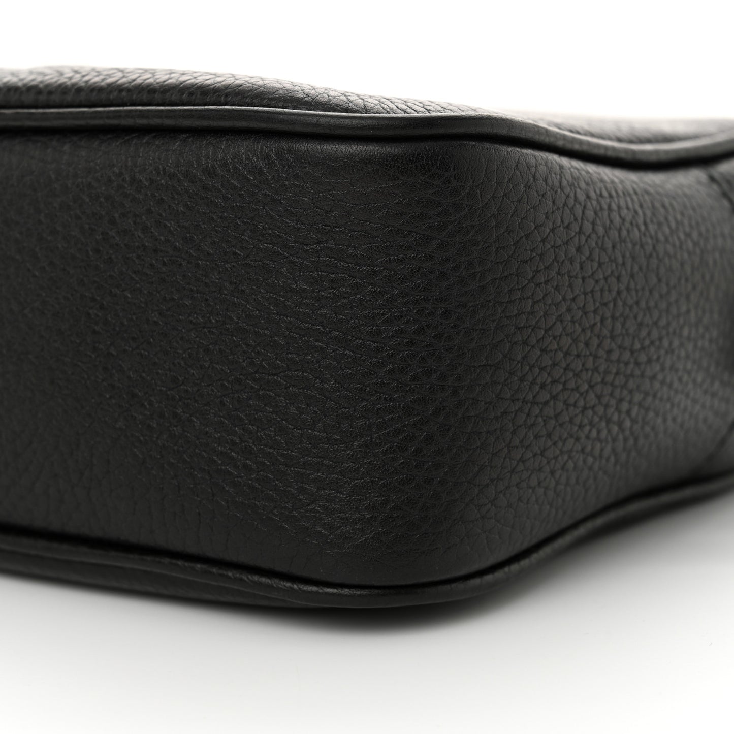 Pebbled Calfskin Small Soho Disco Bag Black