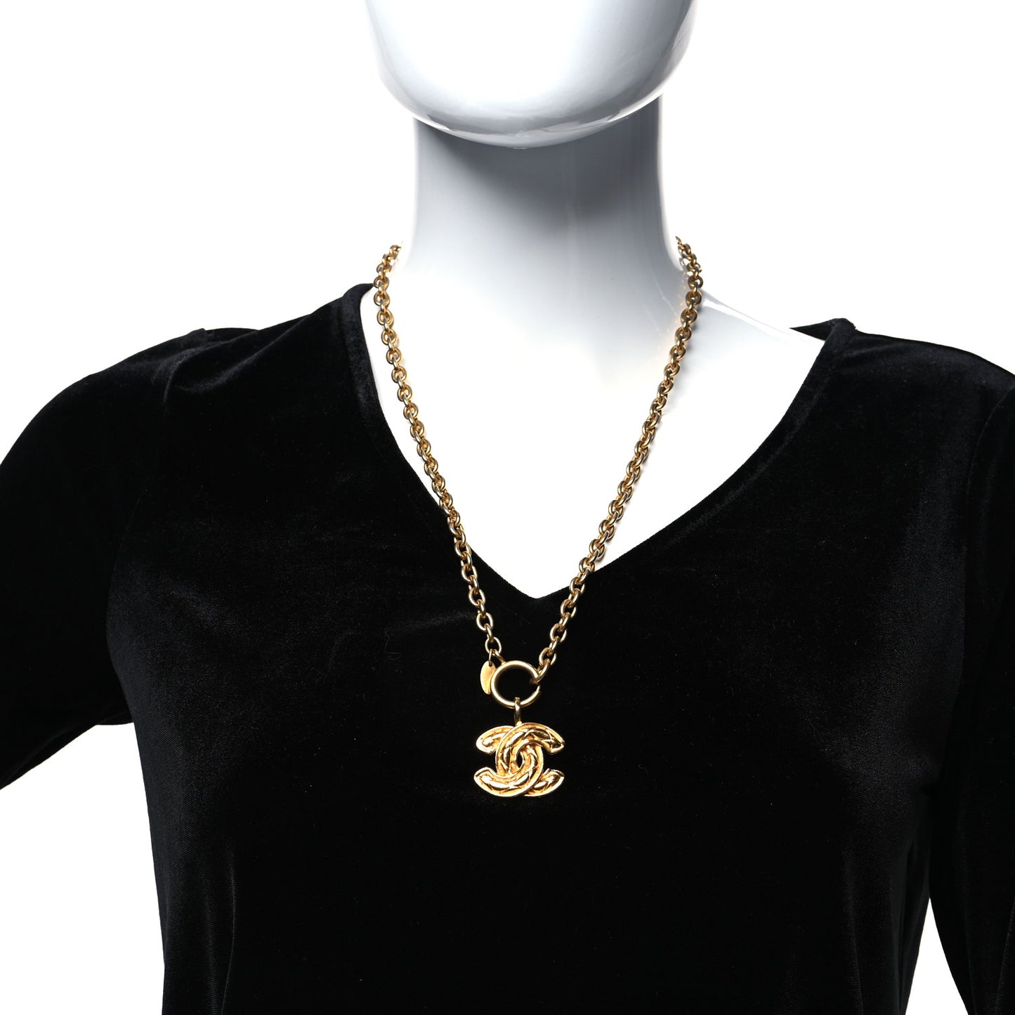 Quilted CC Chain Necklace Gold