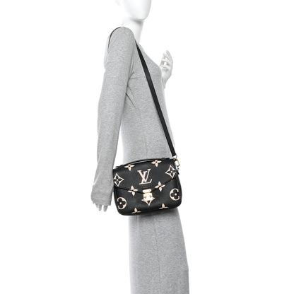 Louis Vuitton Empreinte Monogram Giant Pochette Metis Black Beige 2 of 9