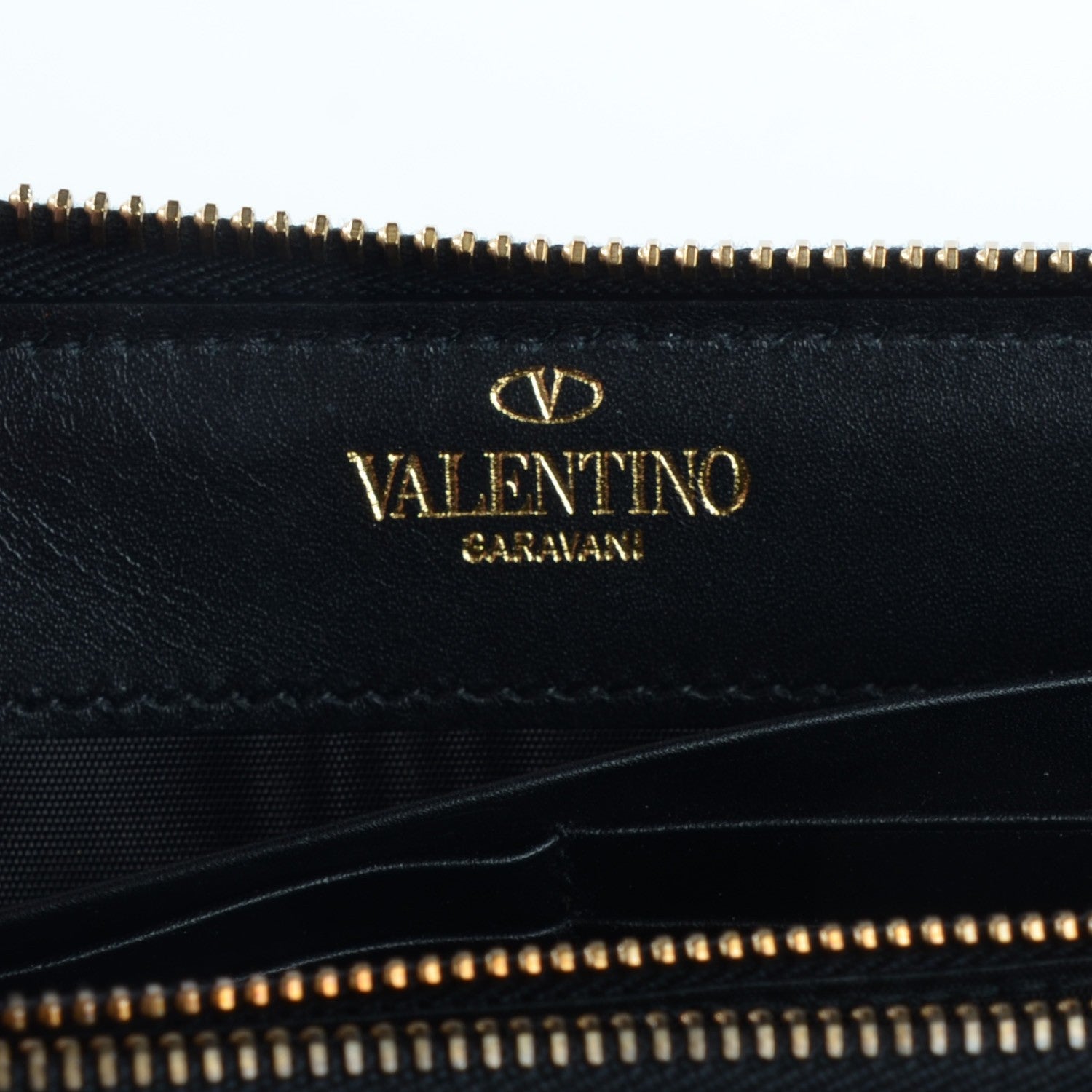 Valentino Garavani Calfskin Rockstud Zip Around Wallet Black 7 of 9