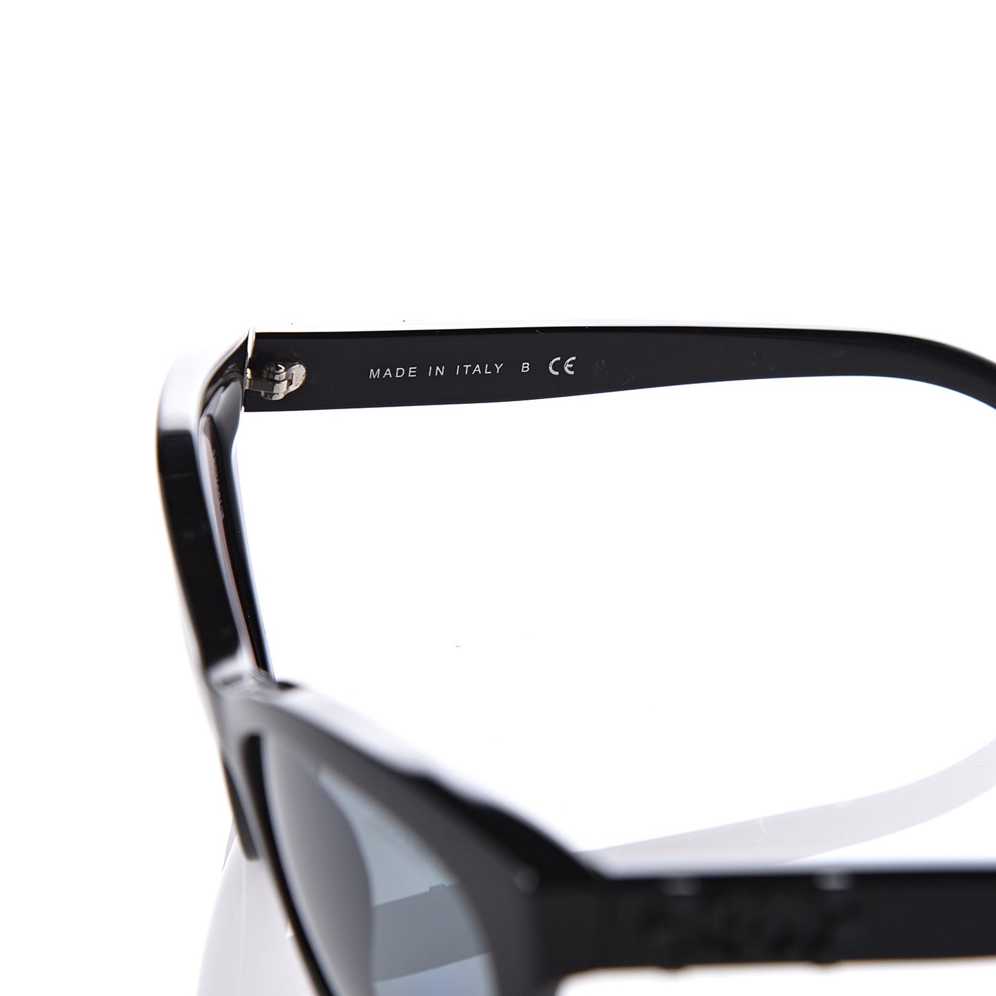 CC Butterfly Signature Sunglasses 5313 Black
