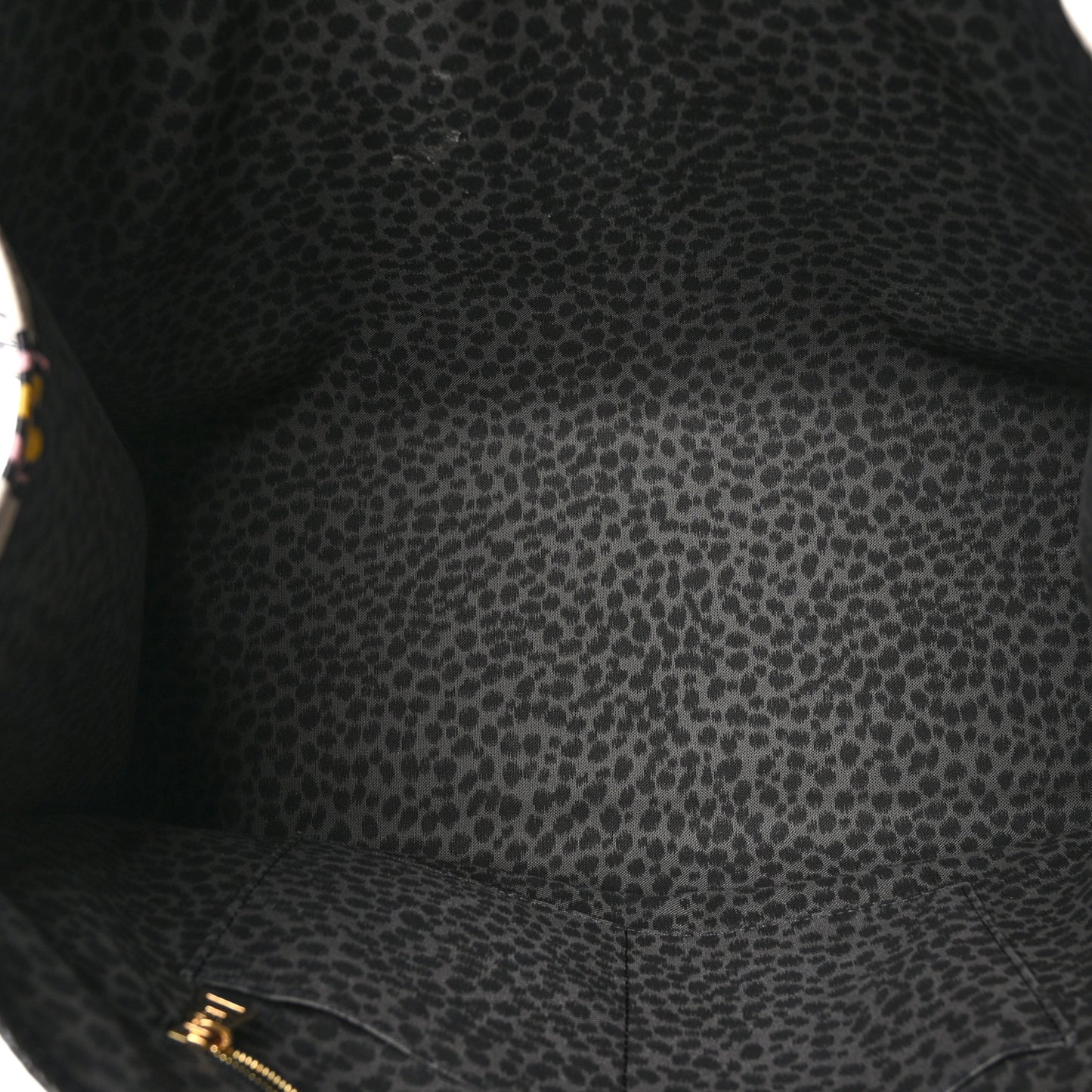 Monogram Giant Wild At Heart Onthego GM Black