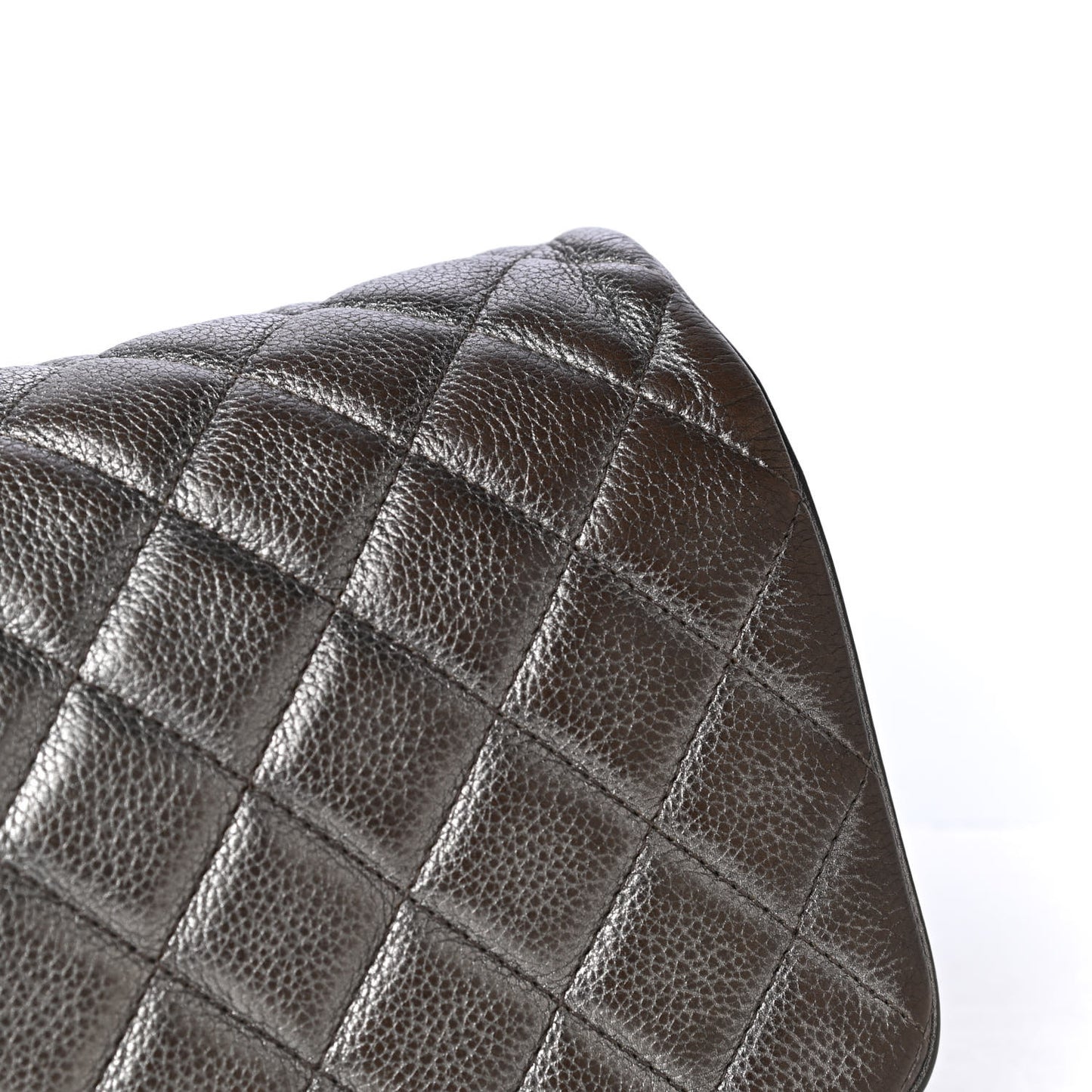 Metallic Calfskin Quilted Jumbo Chain Detail Flap Silver