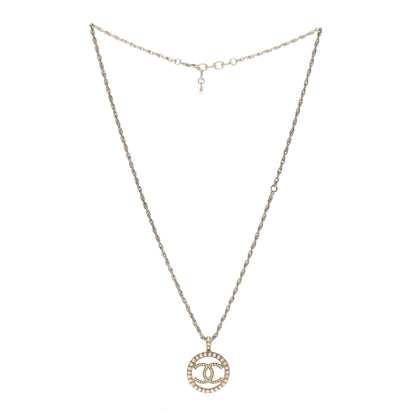 Chanel Pearl CC Round Pendant Necklace Gold 3 of 6