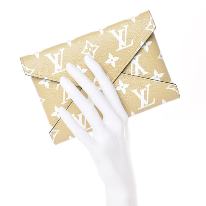 Louis Vuitton Monogram Giant Medium Kirigami Pochette Insert Beige 2 of 7
