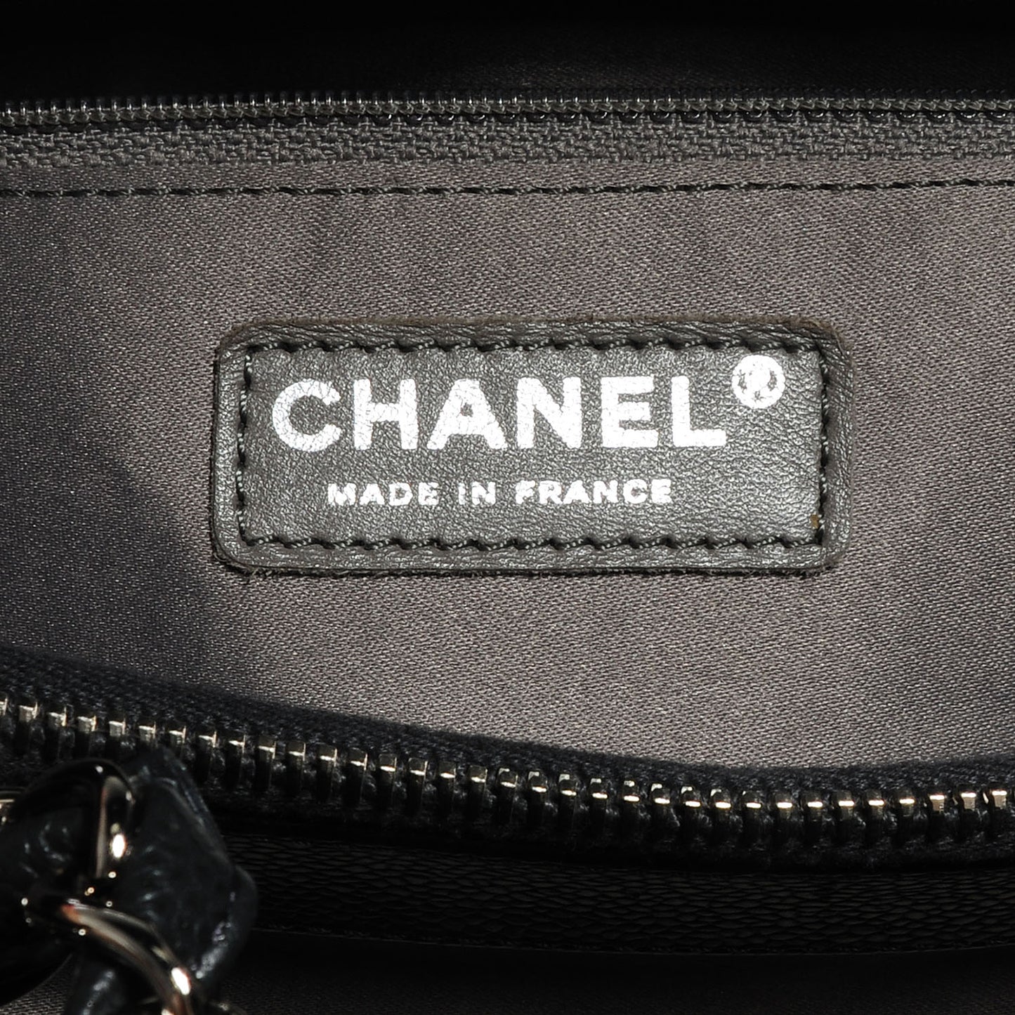 Caviar Grand Shopping Tote GST Dark Grey