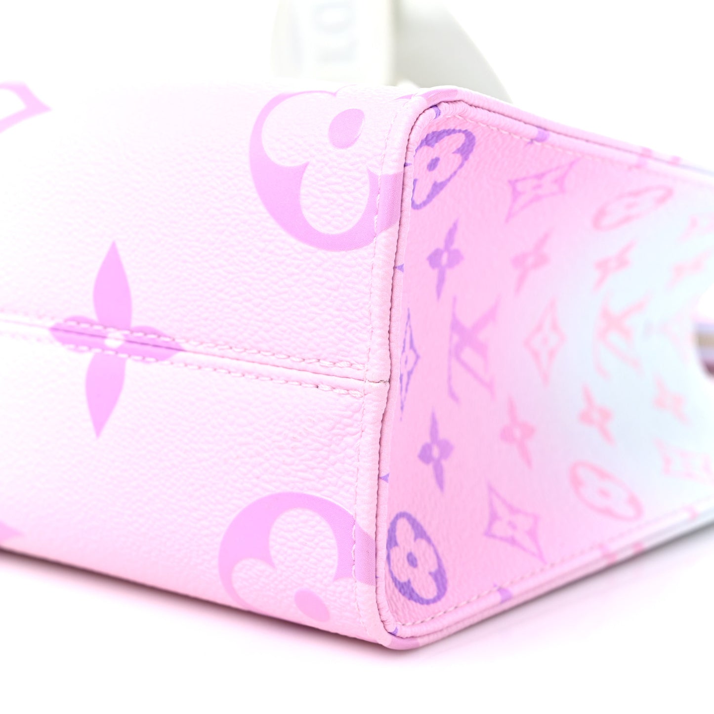 Monogram Giant Spring In The City Onthego PM Sunrise Pastel