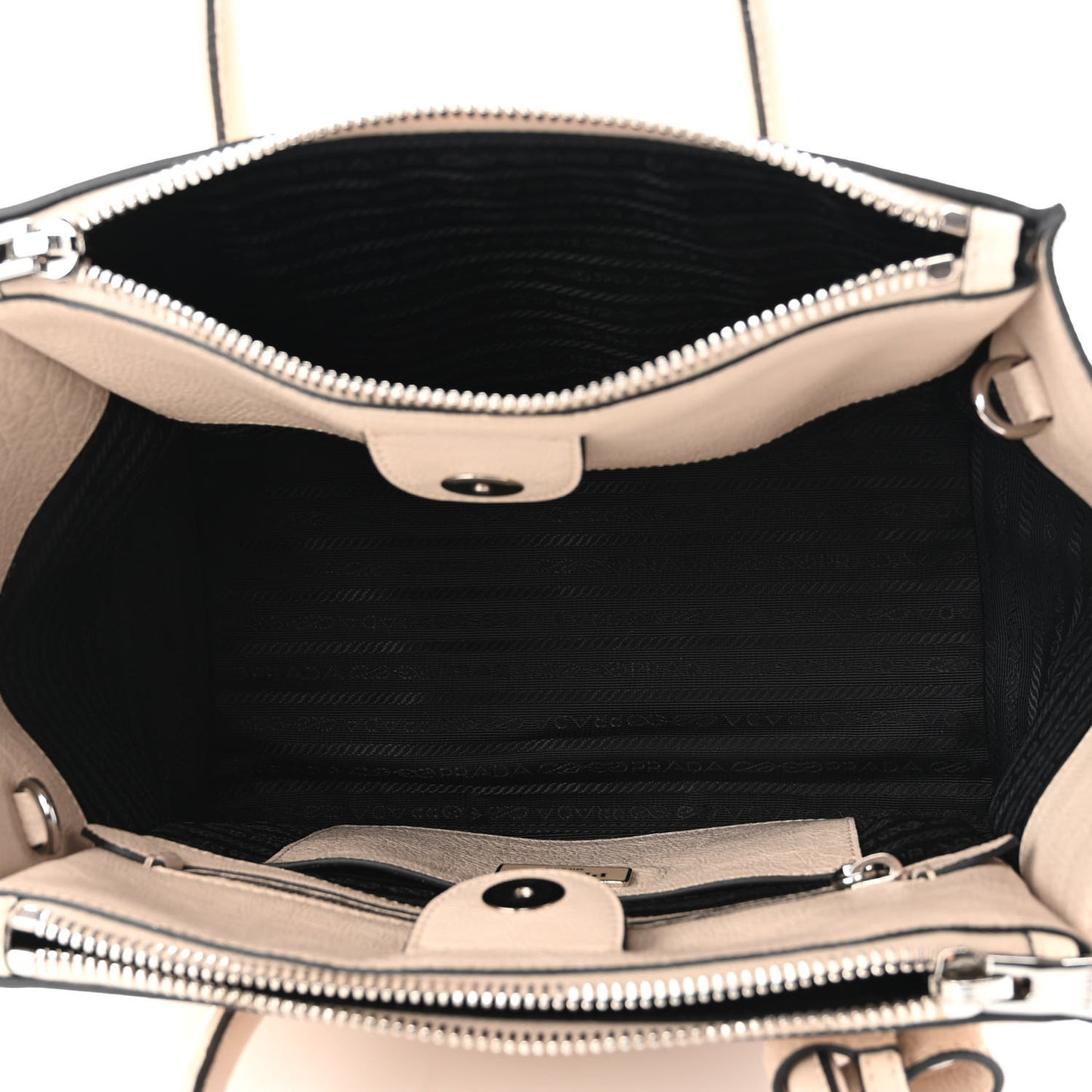 Vitello Daino Double Zip Tote Cammeo