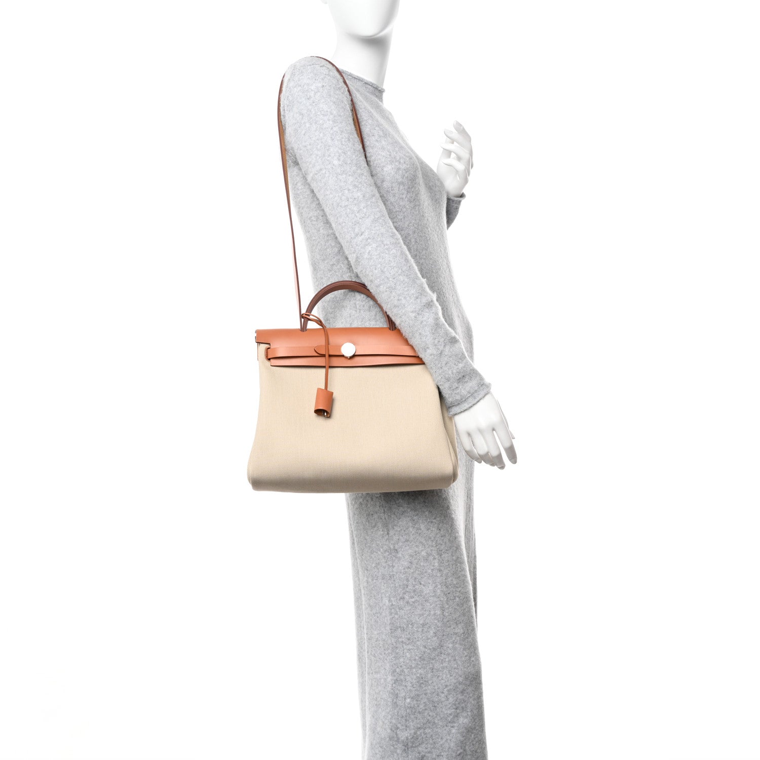 Hermes Military Toile Vache Hunter Herbag Zip Retourne 31 PM Beton Naturel 2 of 11