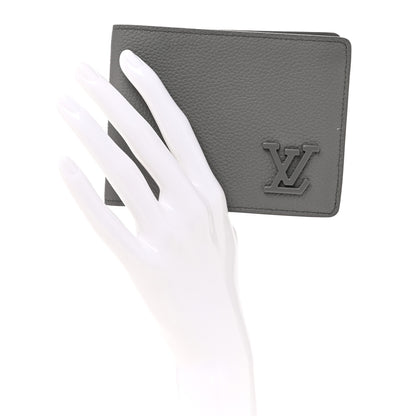 Louis Vuitton Grained Calfskin Aerogram Multiple Wallet Gris 2 of 9
