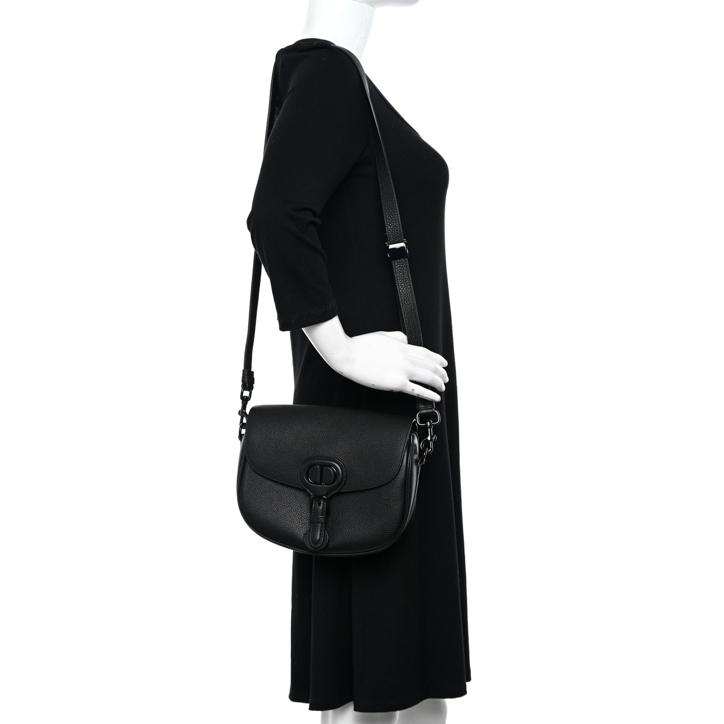 Grained Calfskin Medium Bobby Flap Black
