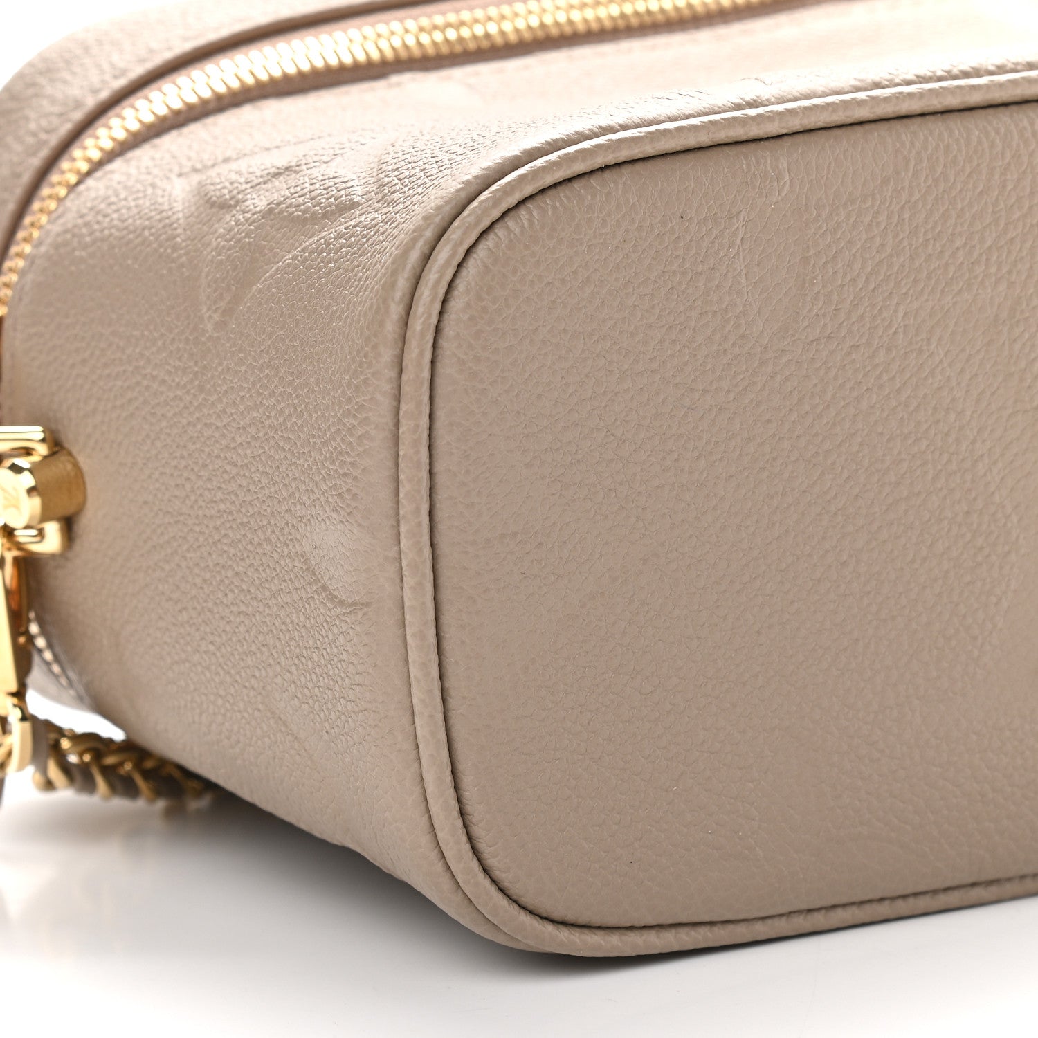 Louis Vuitton Empreinte Monogram Giant Vanity PM Tourterelle 7 of 8