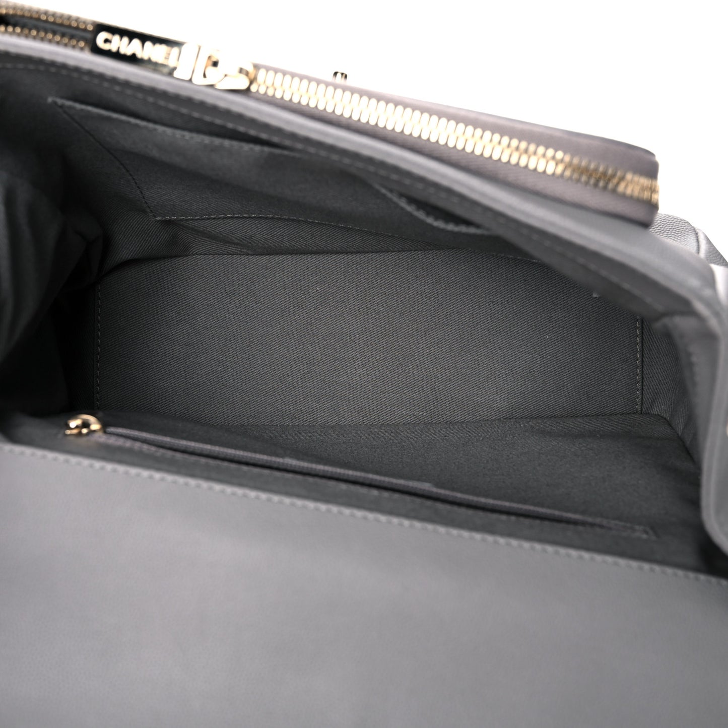 Caviar Quilted Large Business Affinity Flap Grey