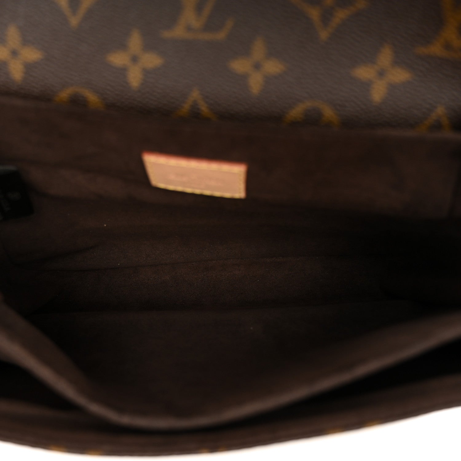 Louis Vuitton Monogram Pochette Metis 5 of 9