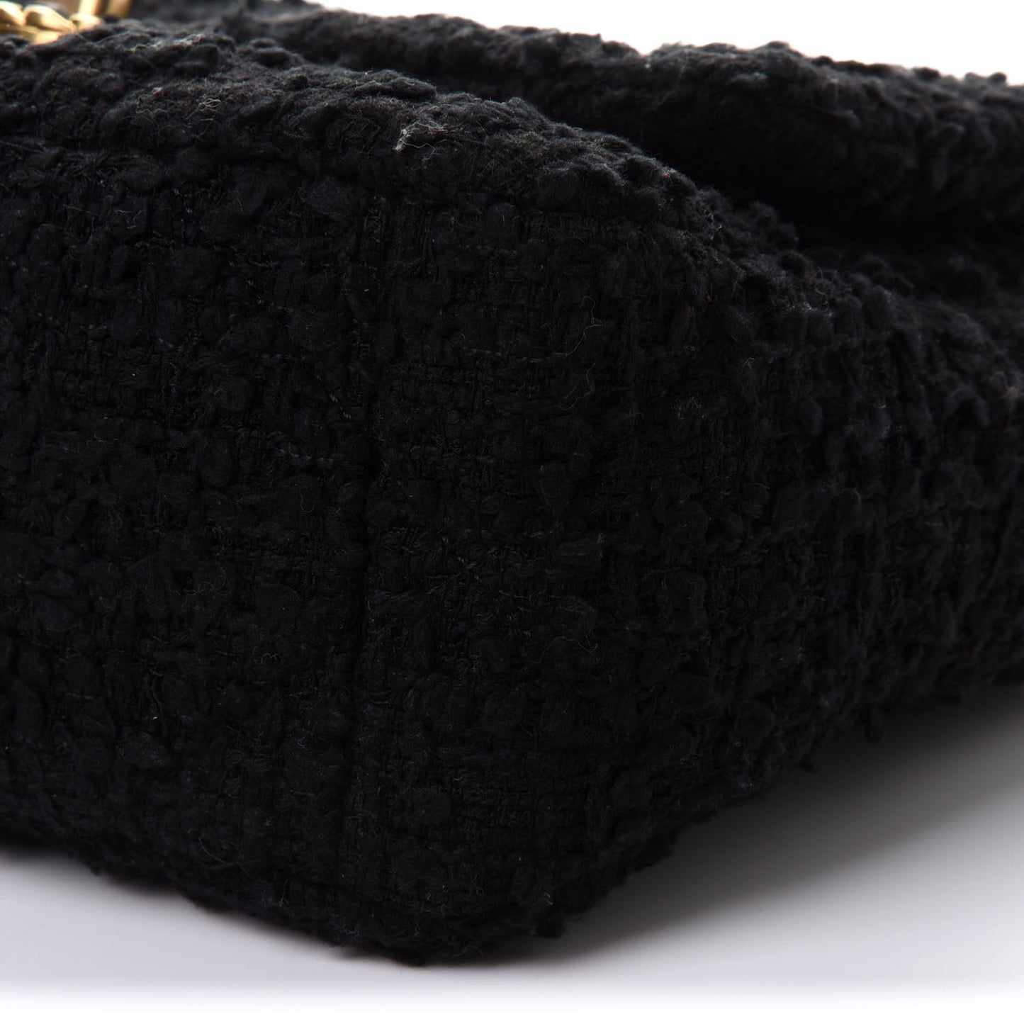 Tweed Quilted Medium Chanel 19 Flap Black