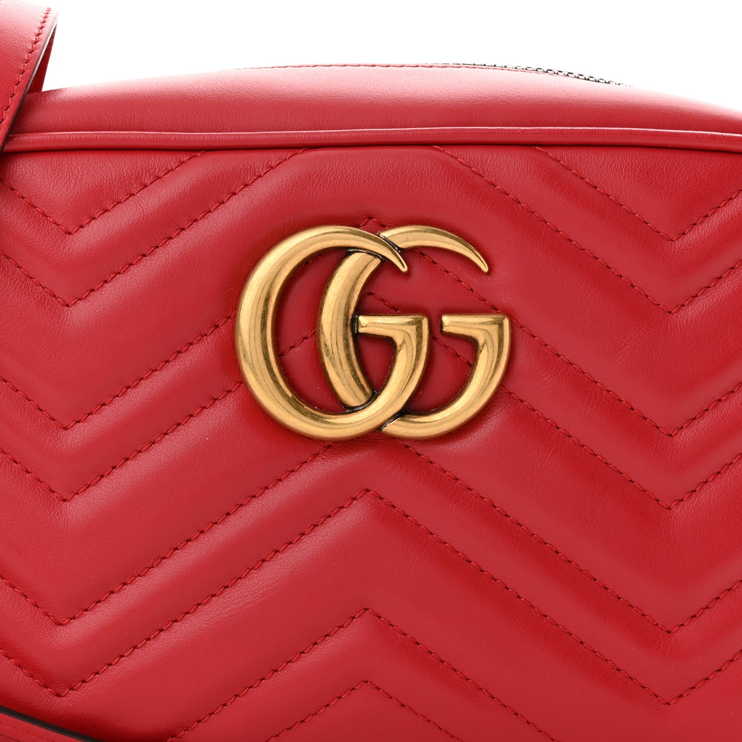 Calfskin Matelasse Small GG Marmont Chain Shoulder Bag Hibiscus Red