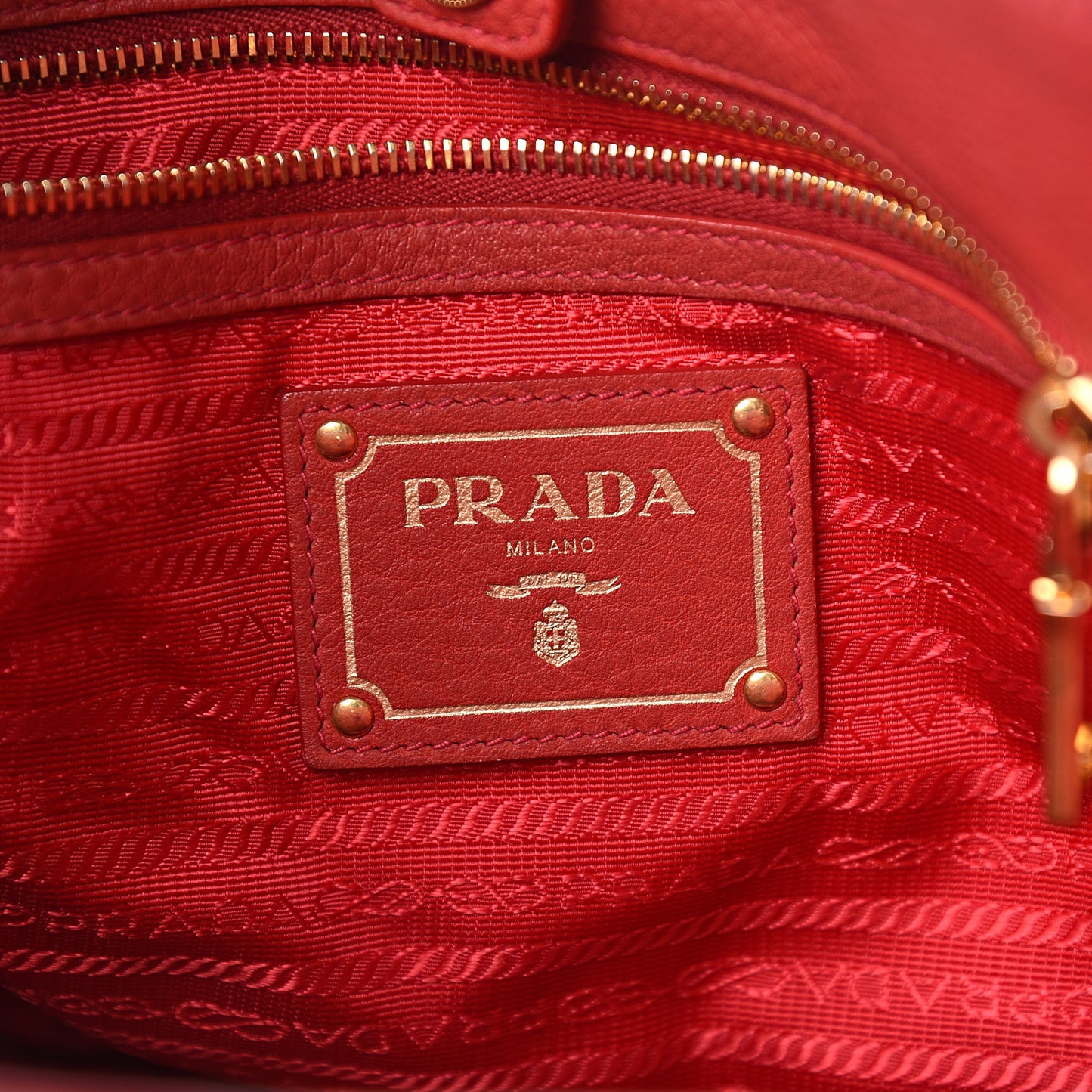 Vitello Daino Side Pocket Hobo Rosso