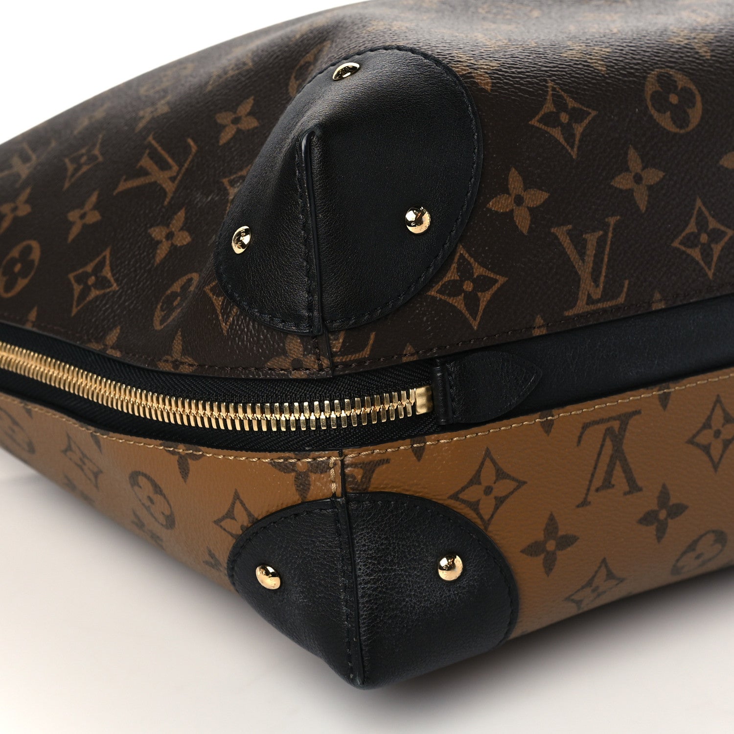 Louis Vuitton Reverse Monogram Triangle Softy 8 of 9