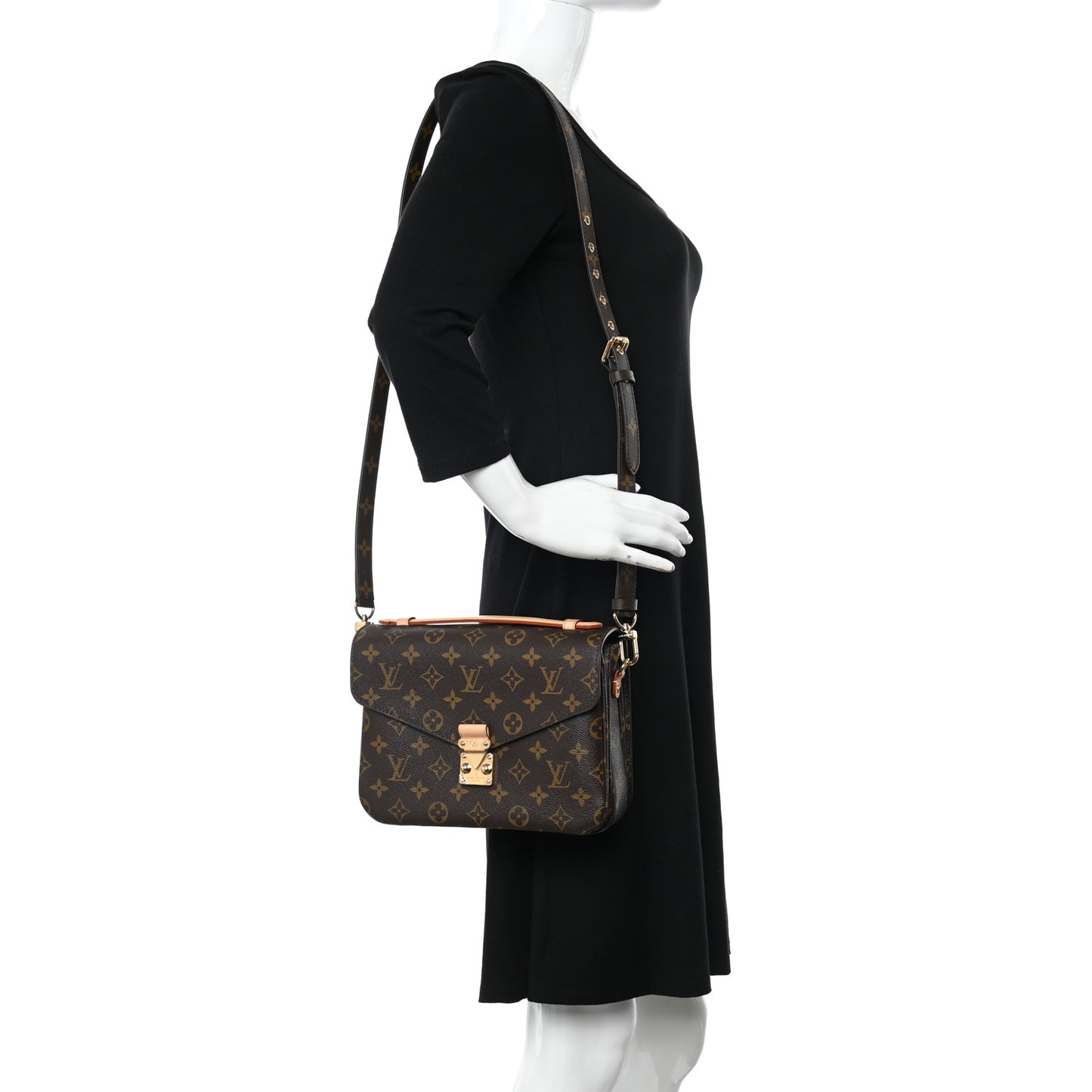Monogram Pochette Metis