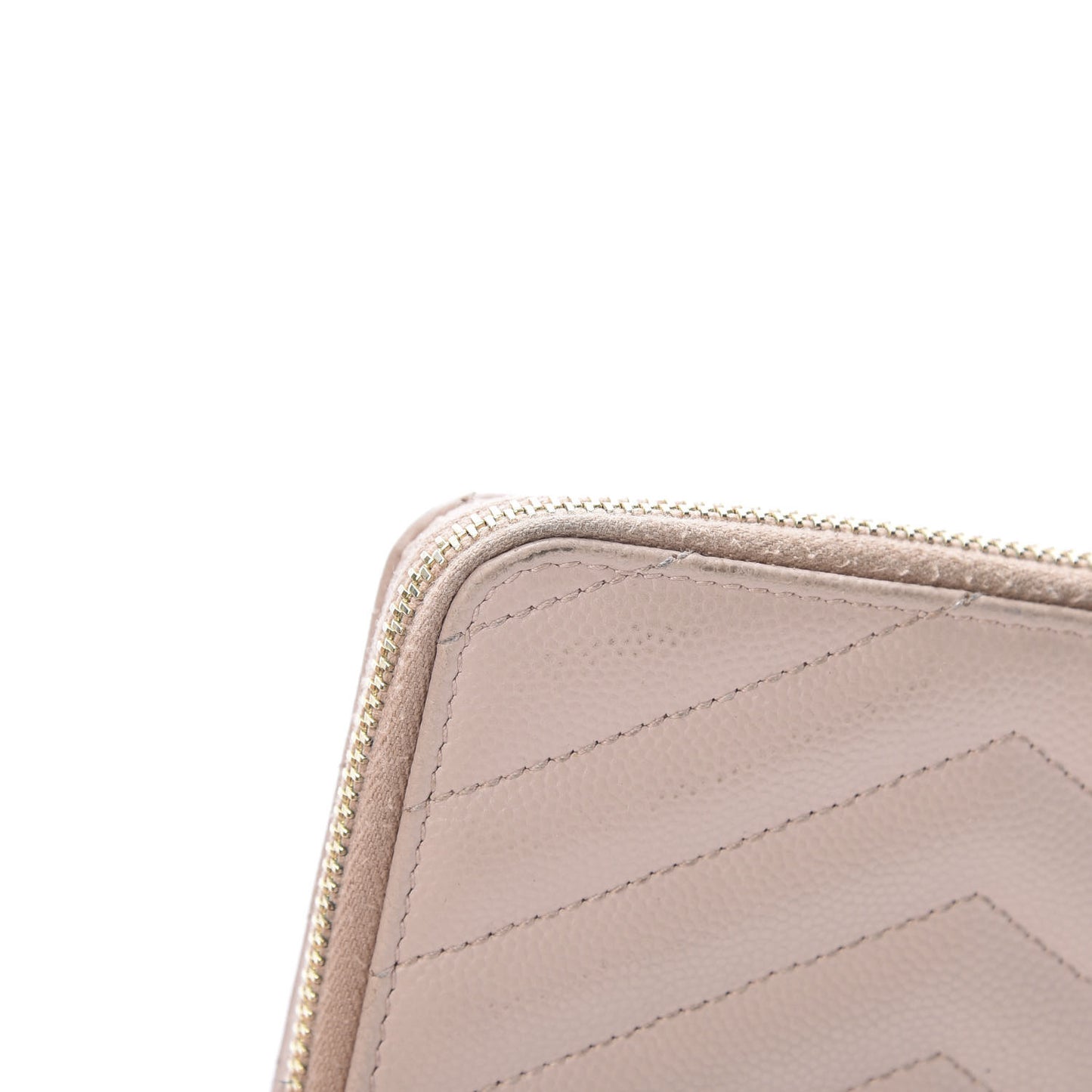 Grain De Poudre Matelasse Chevron Monogram Compact Zip Around Wallet Pink