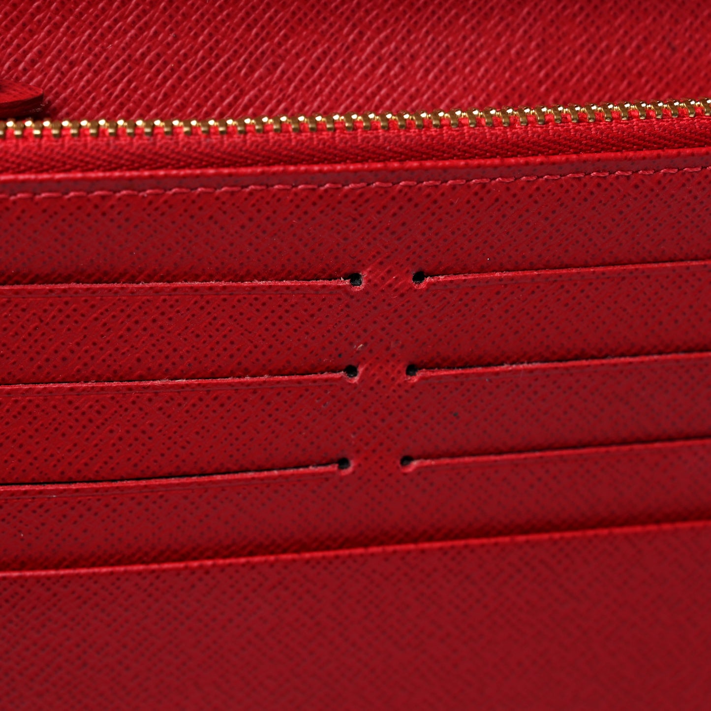 Damier Ebene Insolite Wallet Rouge