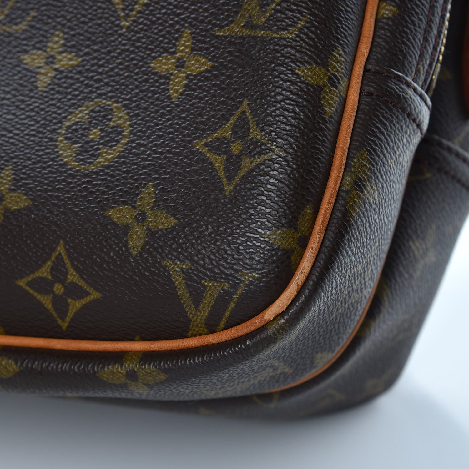 Louis Vuitton Monogram Reporter PM 11 of 19