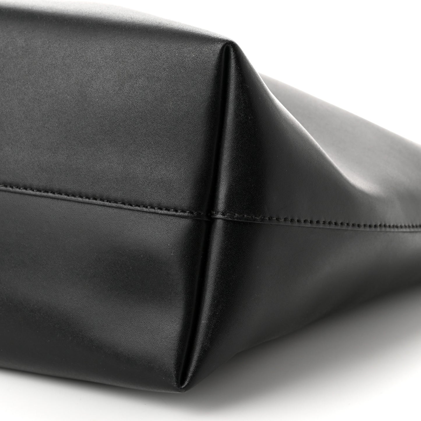 Vitello Liberty Lucido Metal Monster Eyes Medium Roll Tote Black