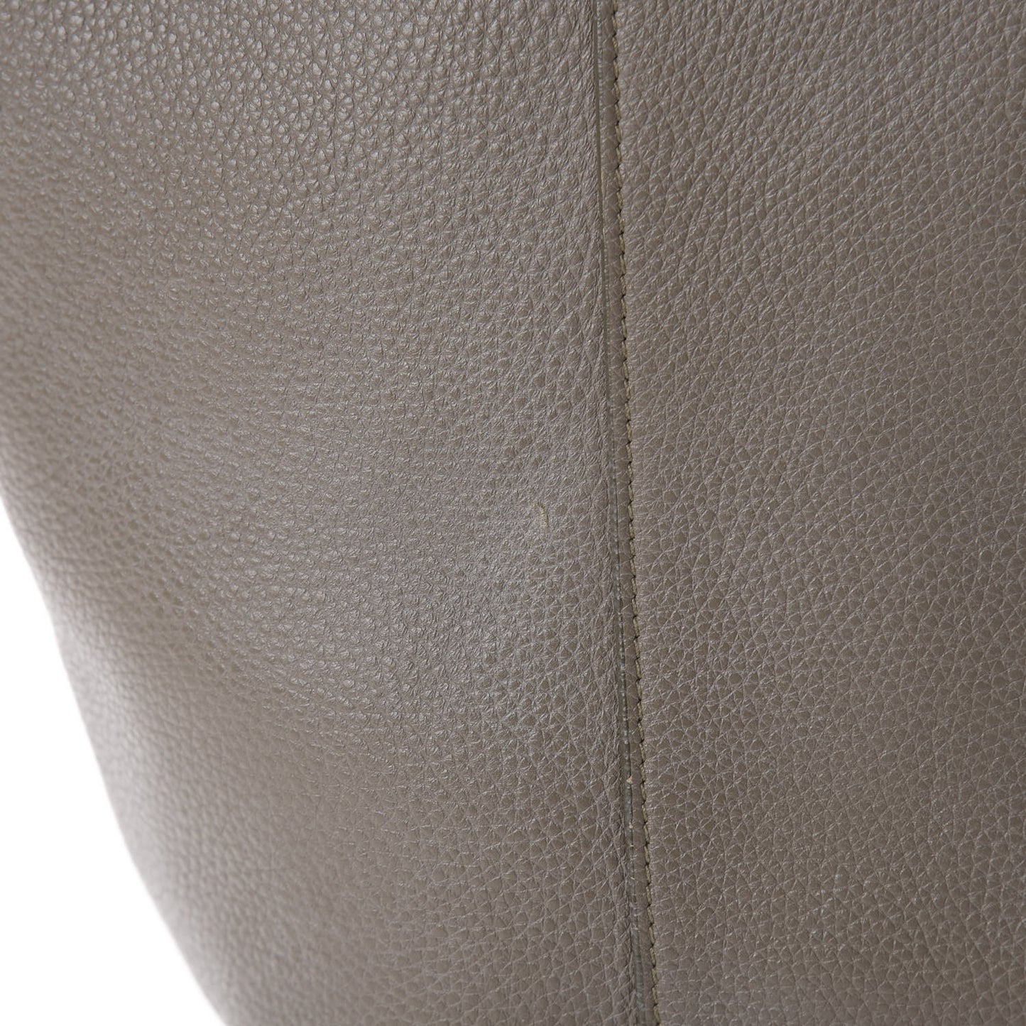 Soft Grained Calfskin Medium Belt Cabas Phantom Taupe